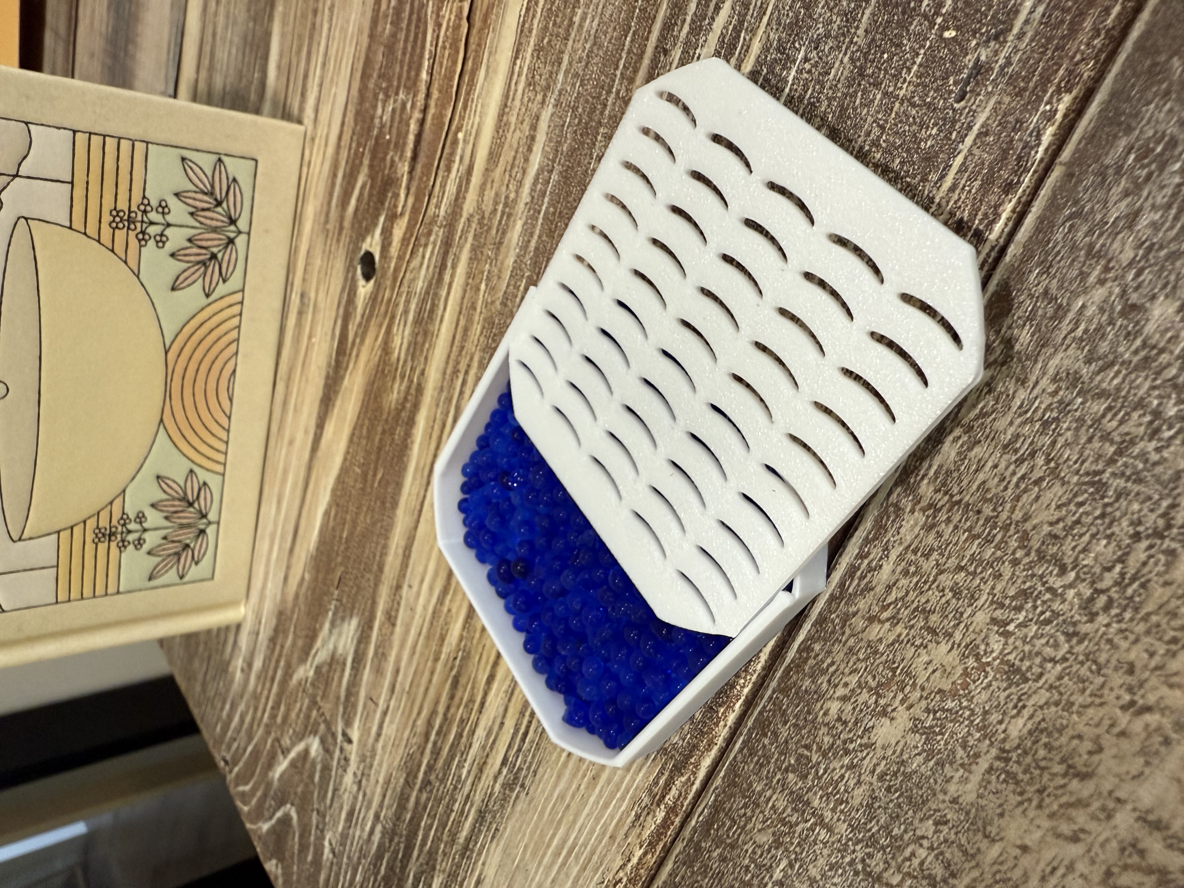 Food Delivery Bin Desiccant Holder
