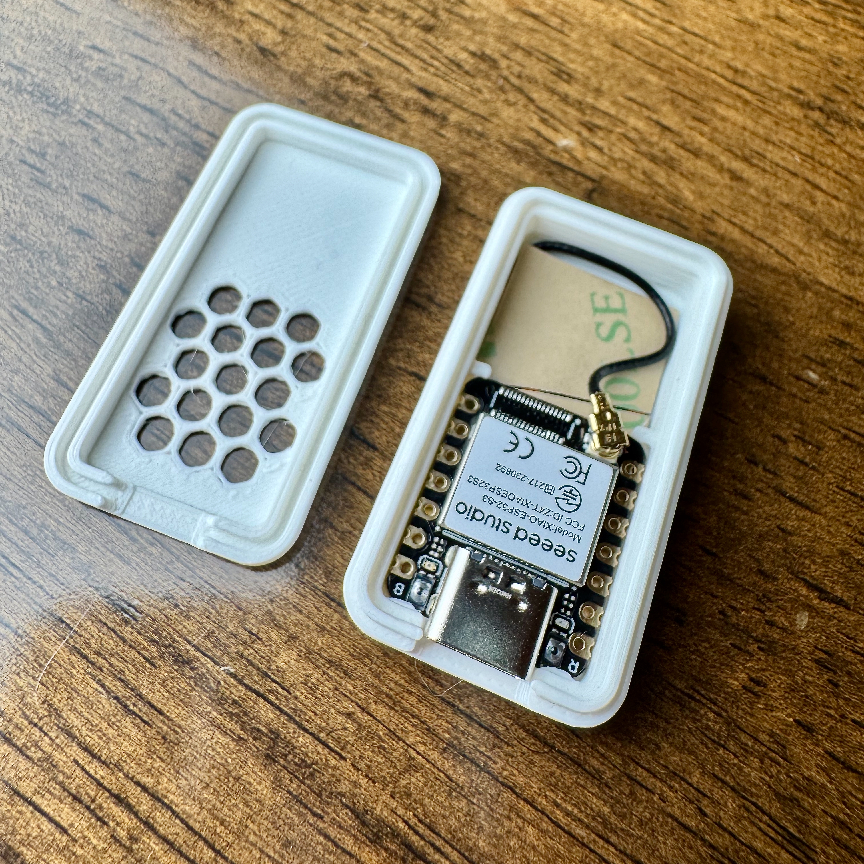 Snap-fit case for Seeed Studio XIAO ESP32S3