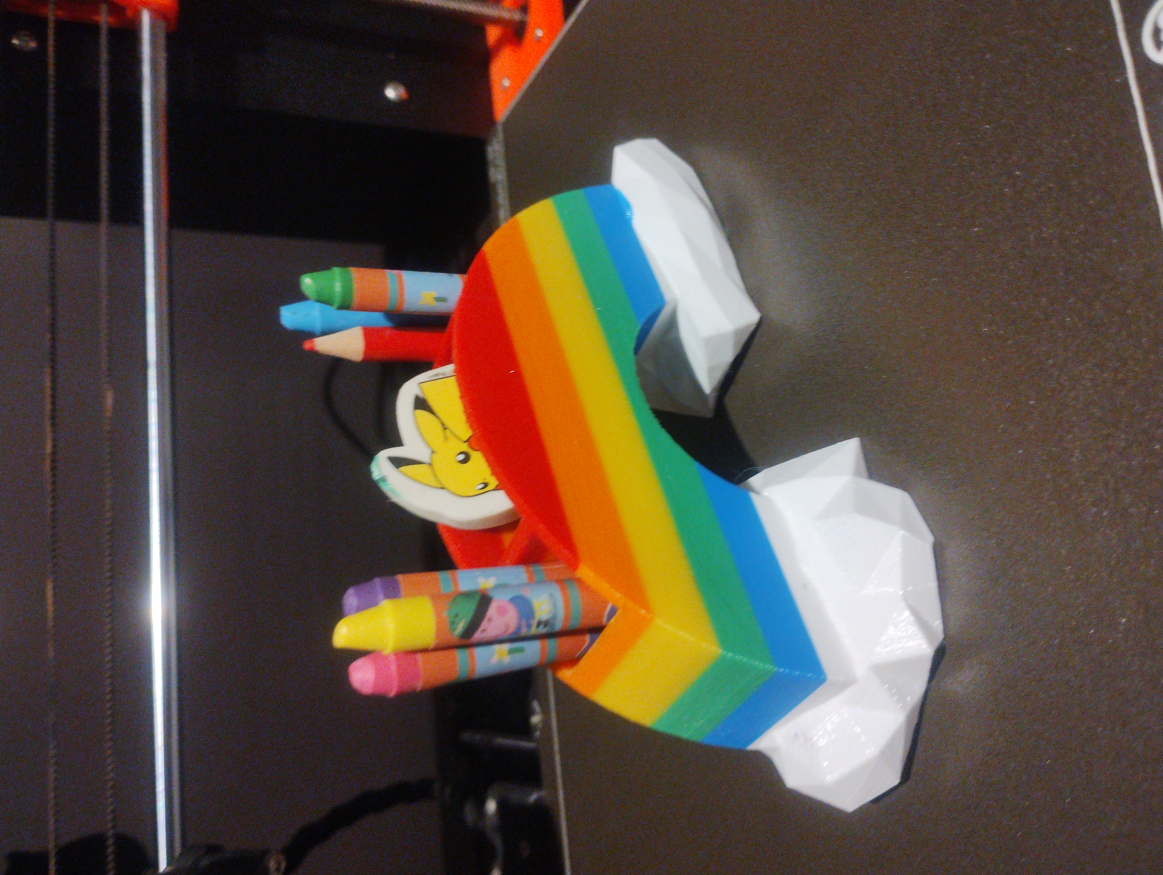Rainbow shaped stationary station