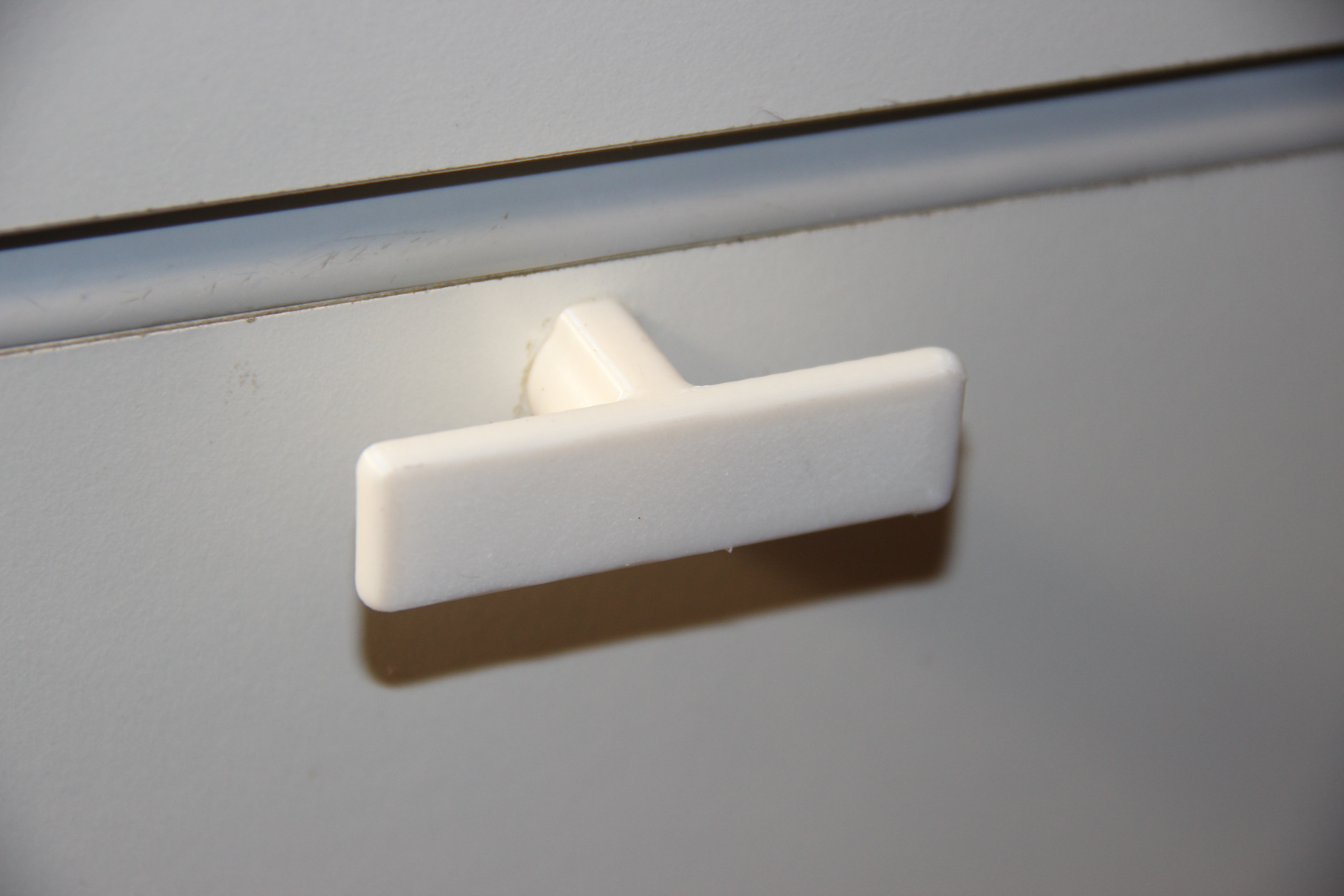Miniatura 2 do modelo 3D Handle for drawer/door/etc