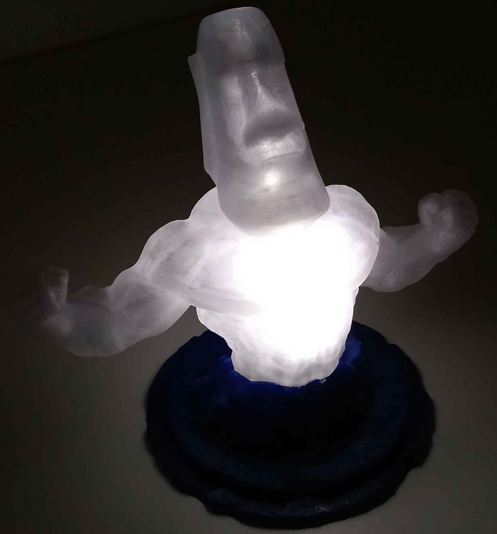 Buff/Muscular Moai Lamp (no mmu required)