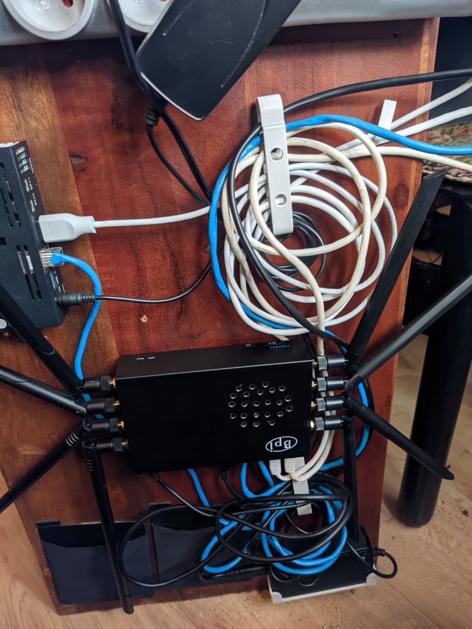 Cable Holder — miniatura 3