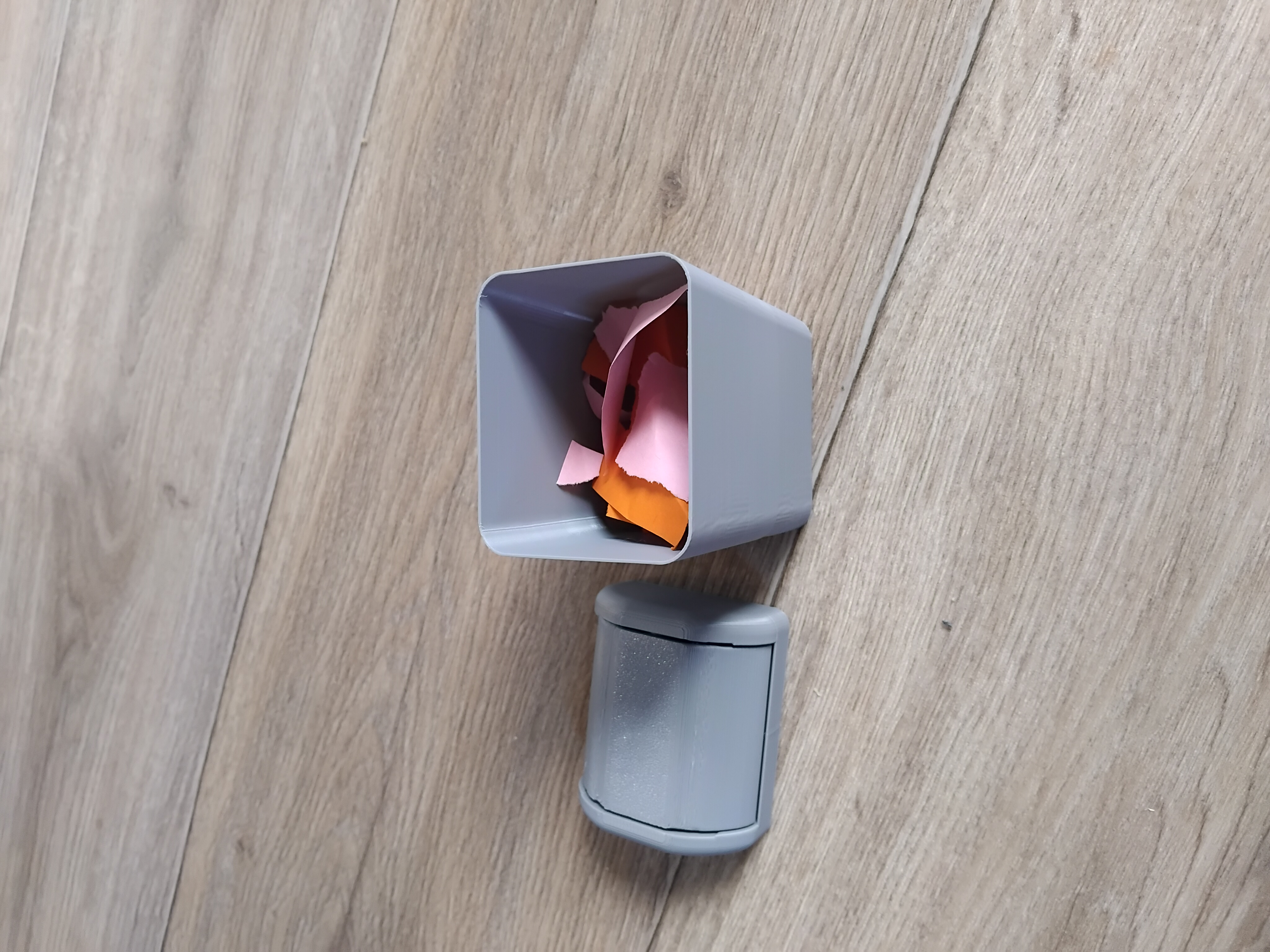 Mini desktop trashcan — miniatura 2