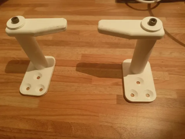 Universal size Toiletpaper Papertowelholder
