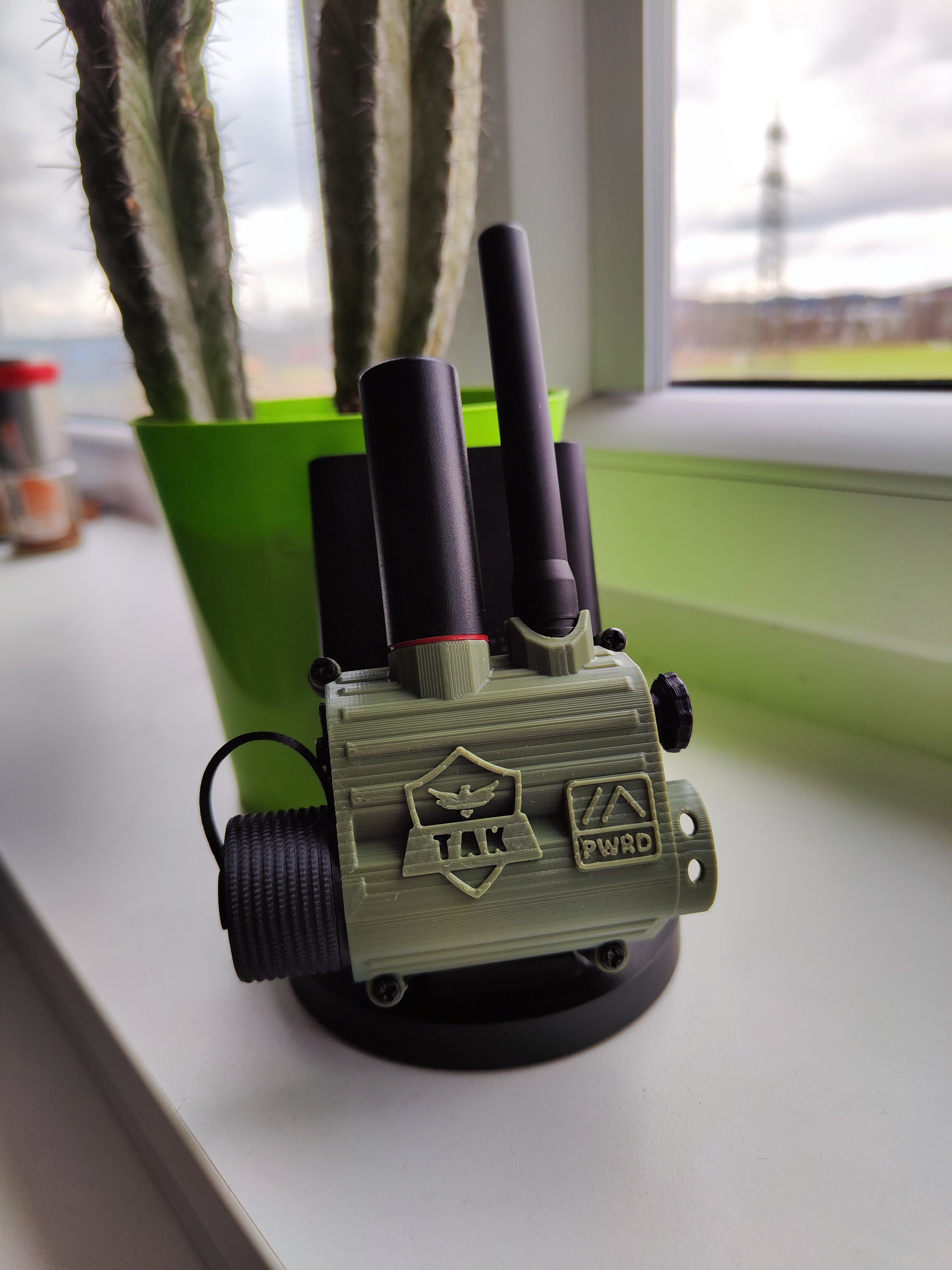 Meshtastic FakeTAK "SCOUT" ultra portable tacticool GPS, ATAK optimized, 18650  node