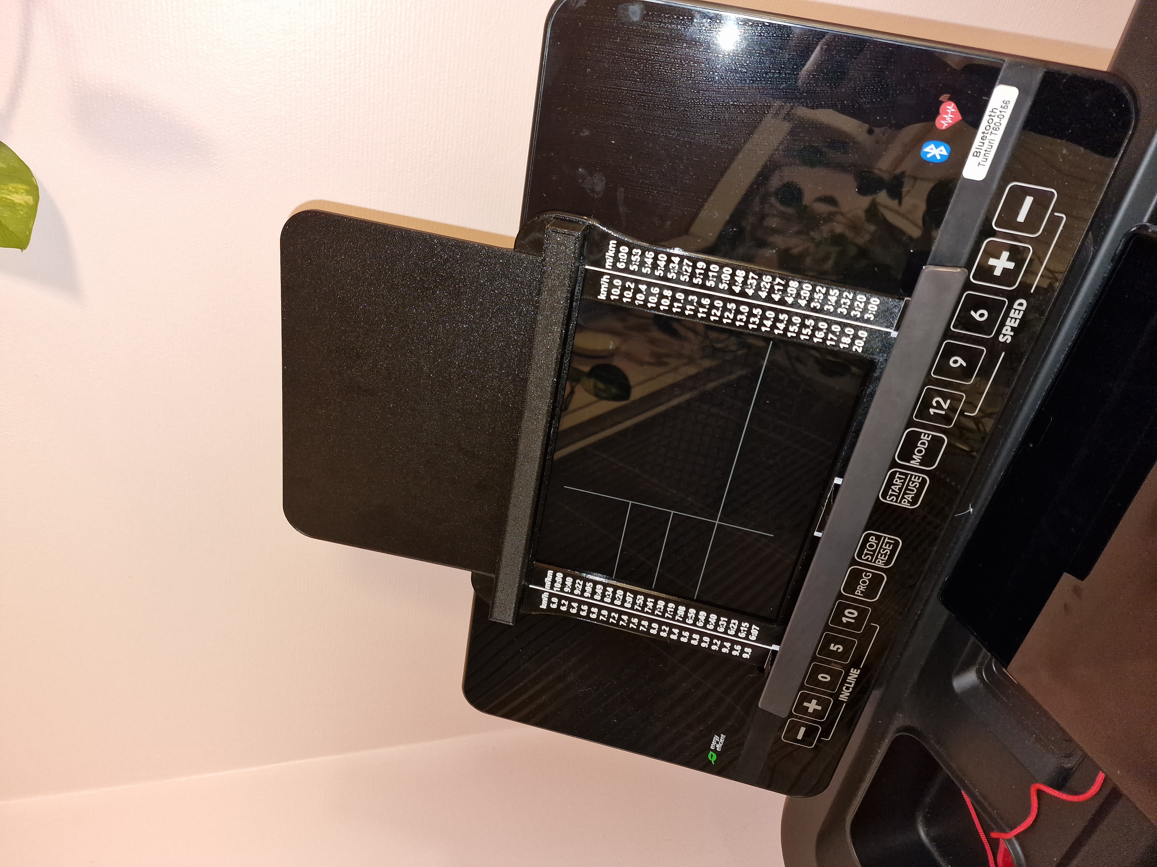 Tunturi treadmill pad stand