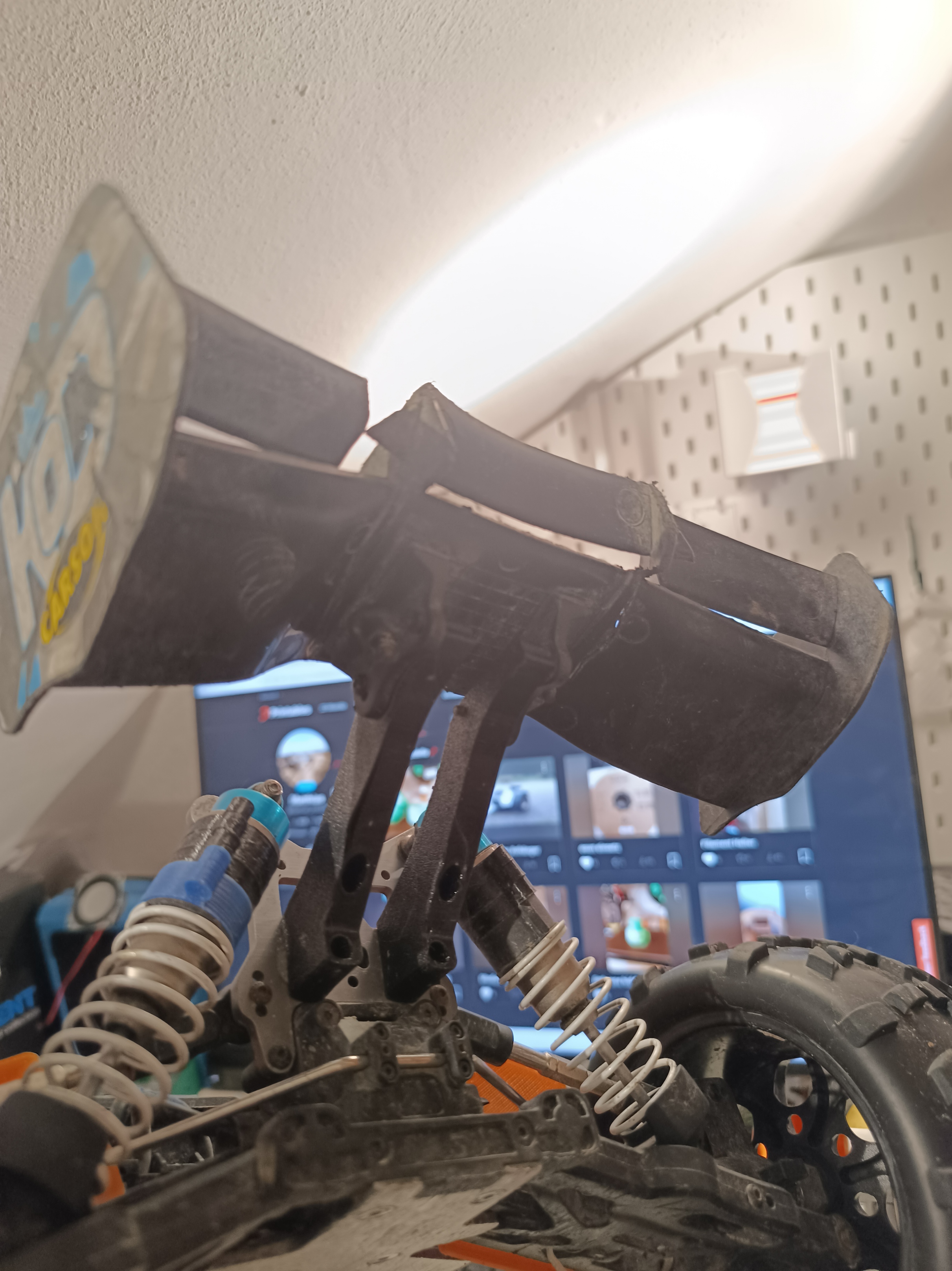 Carson KING OF DIRT Spoiler mount