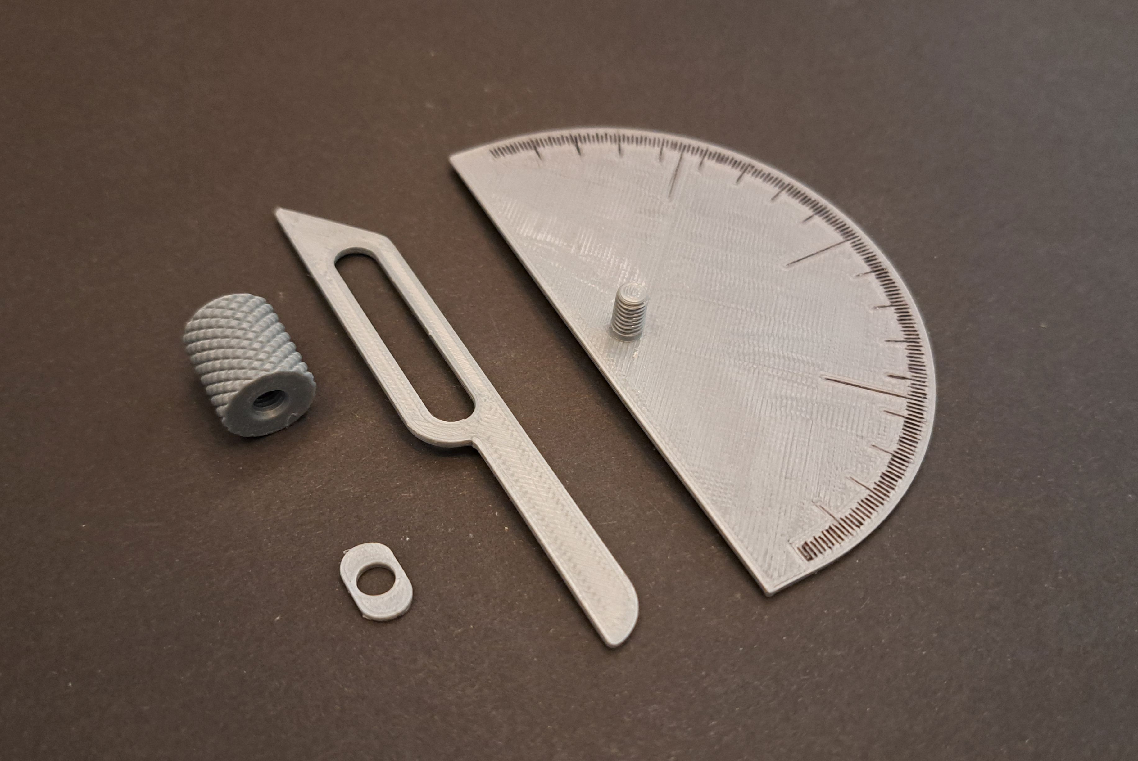 Miniatura 2 do modelo 3D Angle Gauge / Protractor