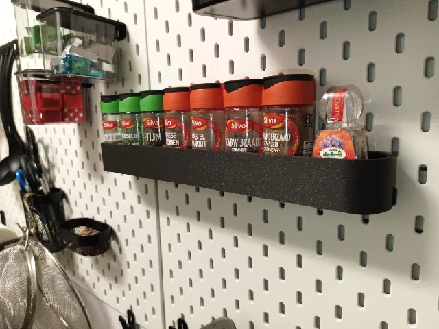 Skadis sheld / spice bottle rack