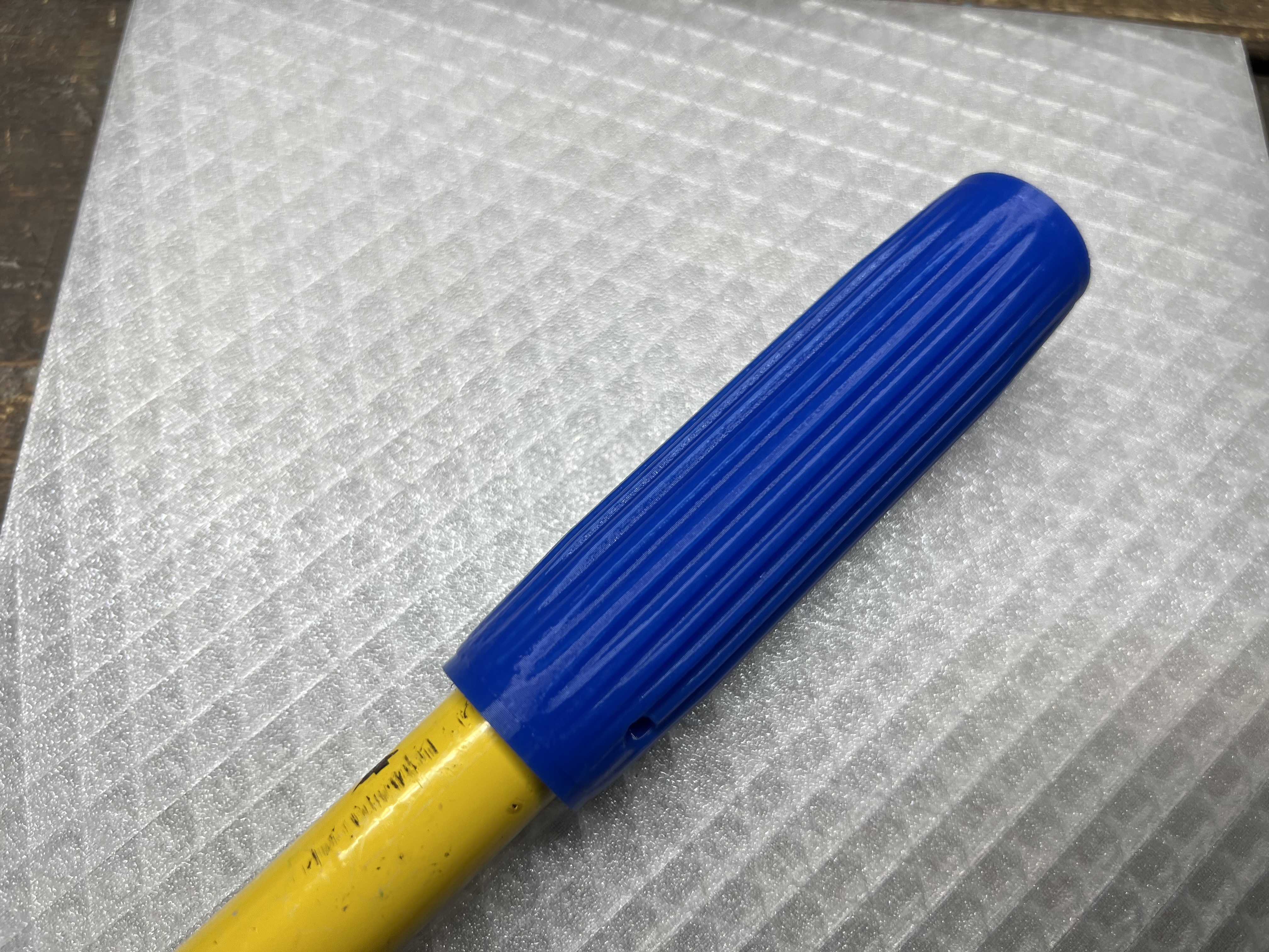 Broom Handle Grip (replacement) — thumbnail 3