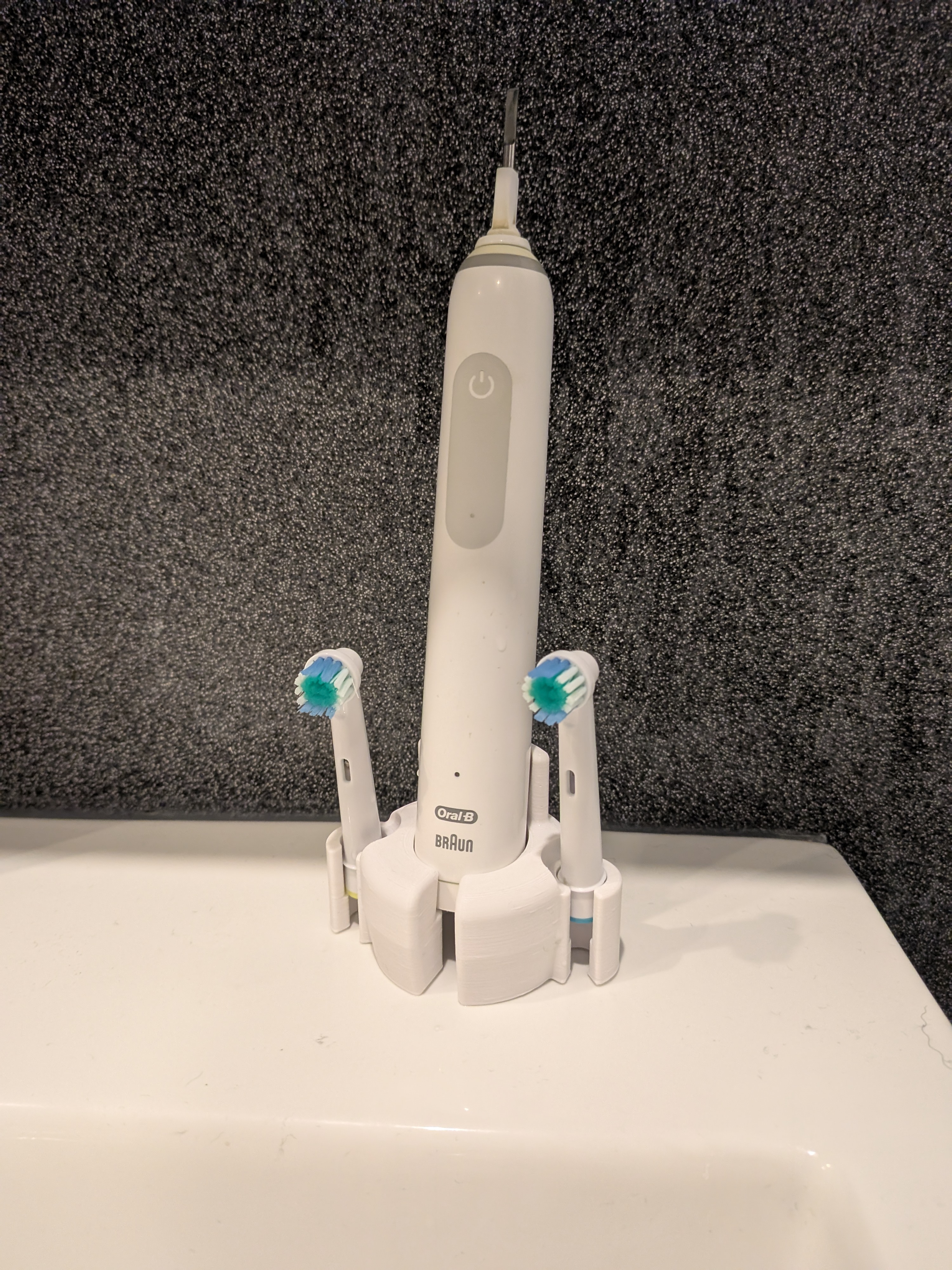 Holder for Oral-B Electric Toothbrush and 2 or 3 Brush Tips