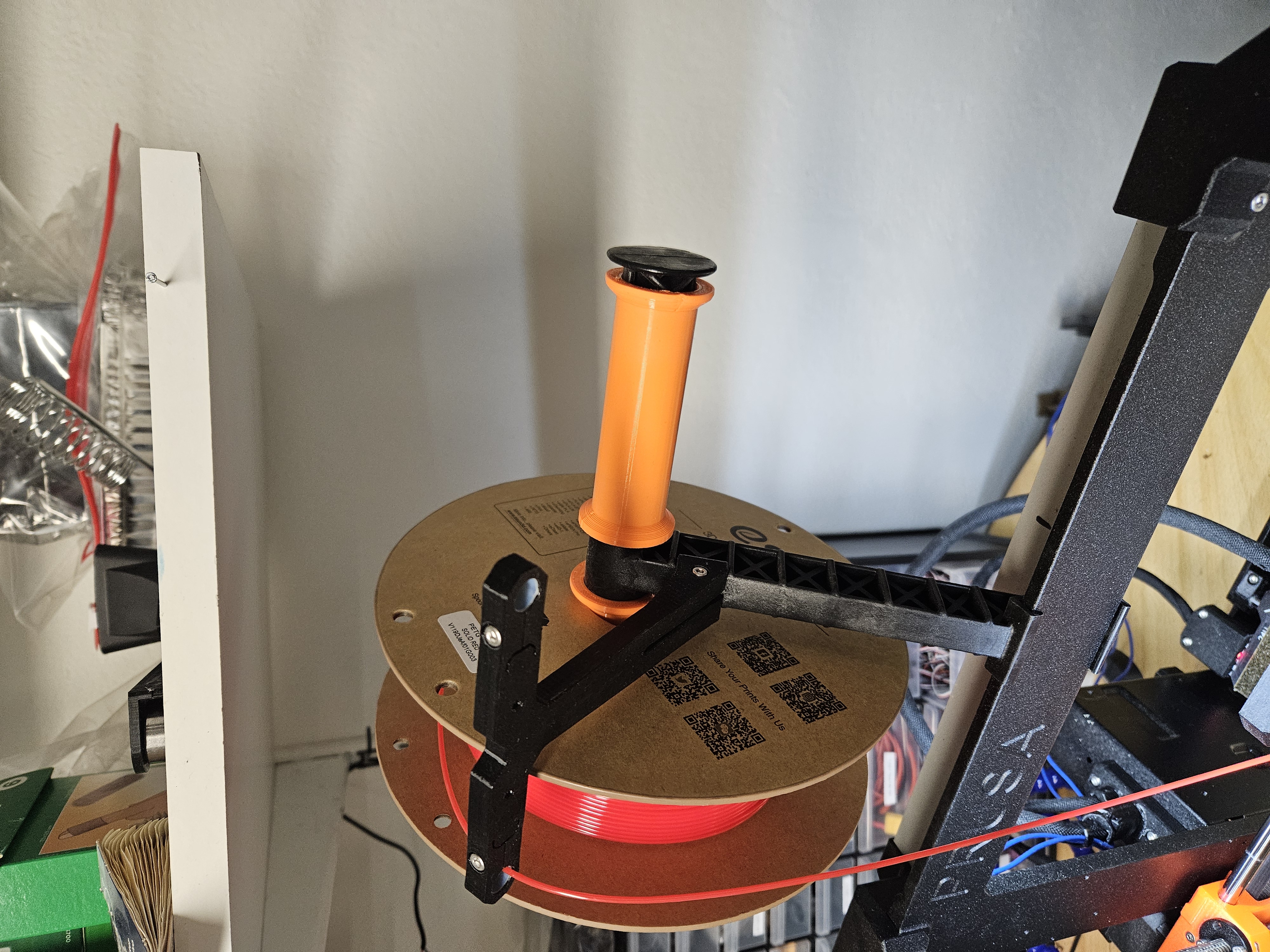 Spool for spoolholder