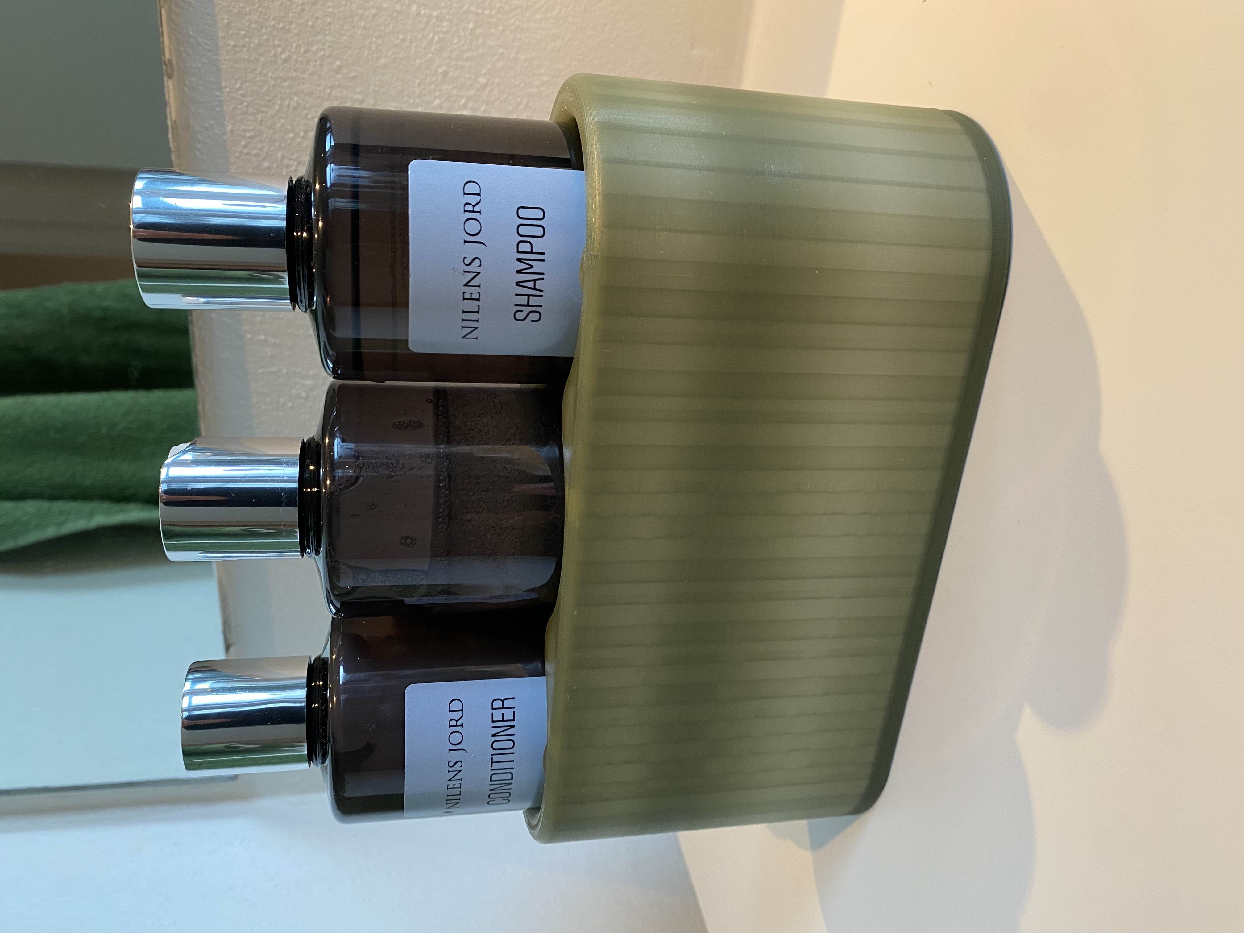 Shampoo wall mount