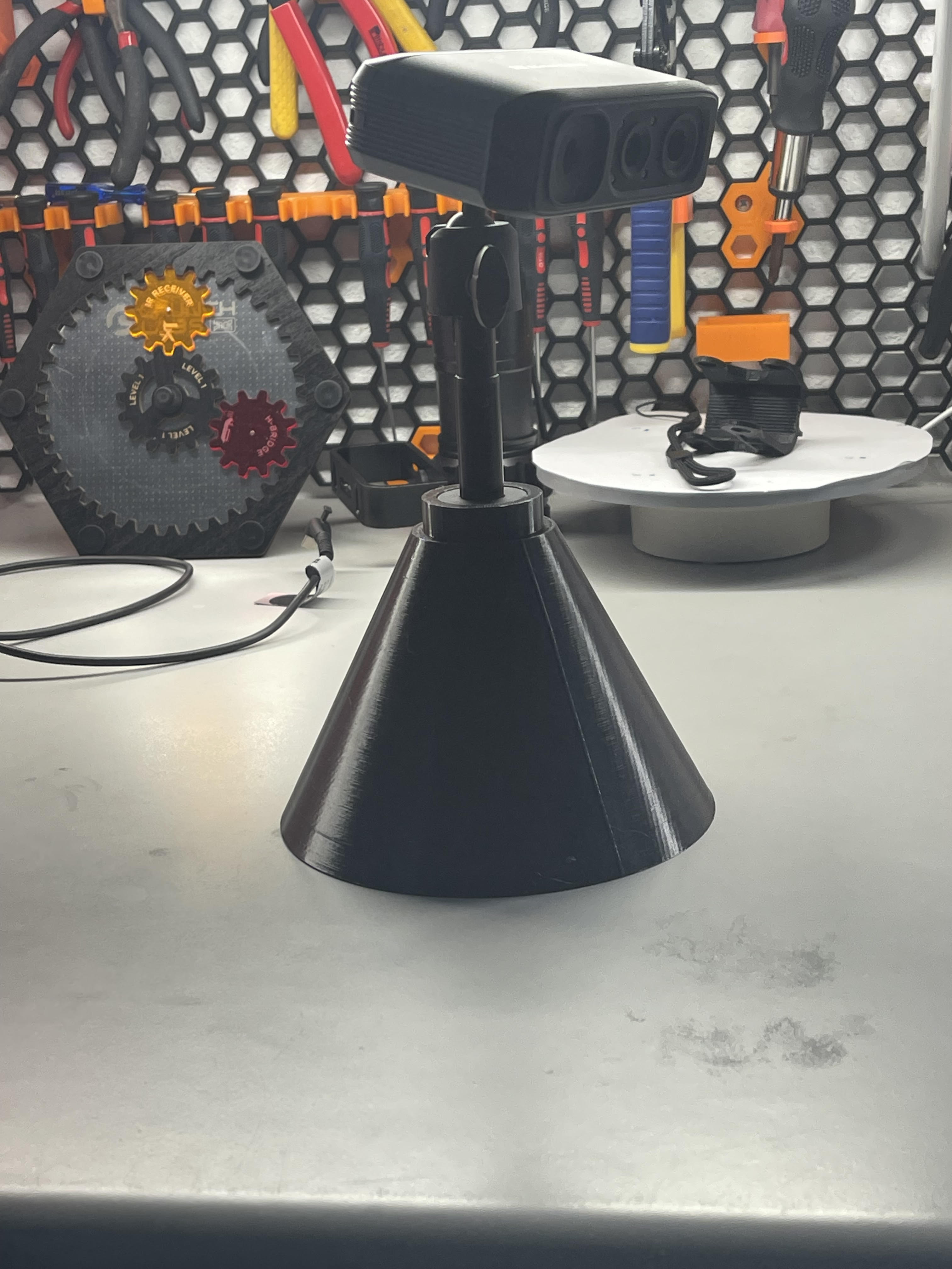 Alternate base for 3DMakerPro tripods