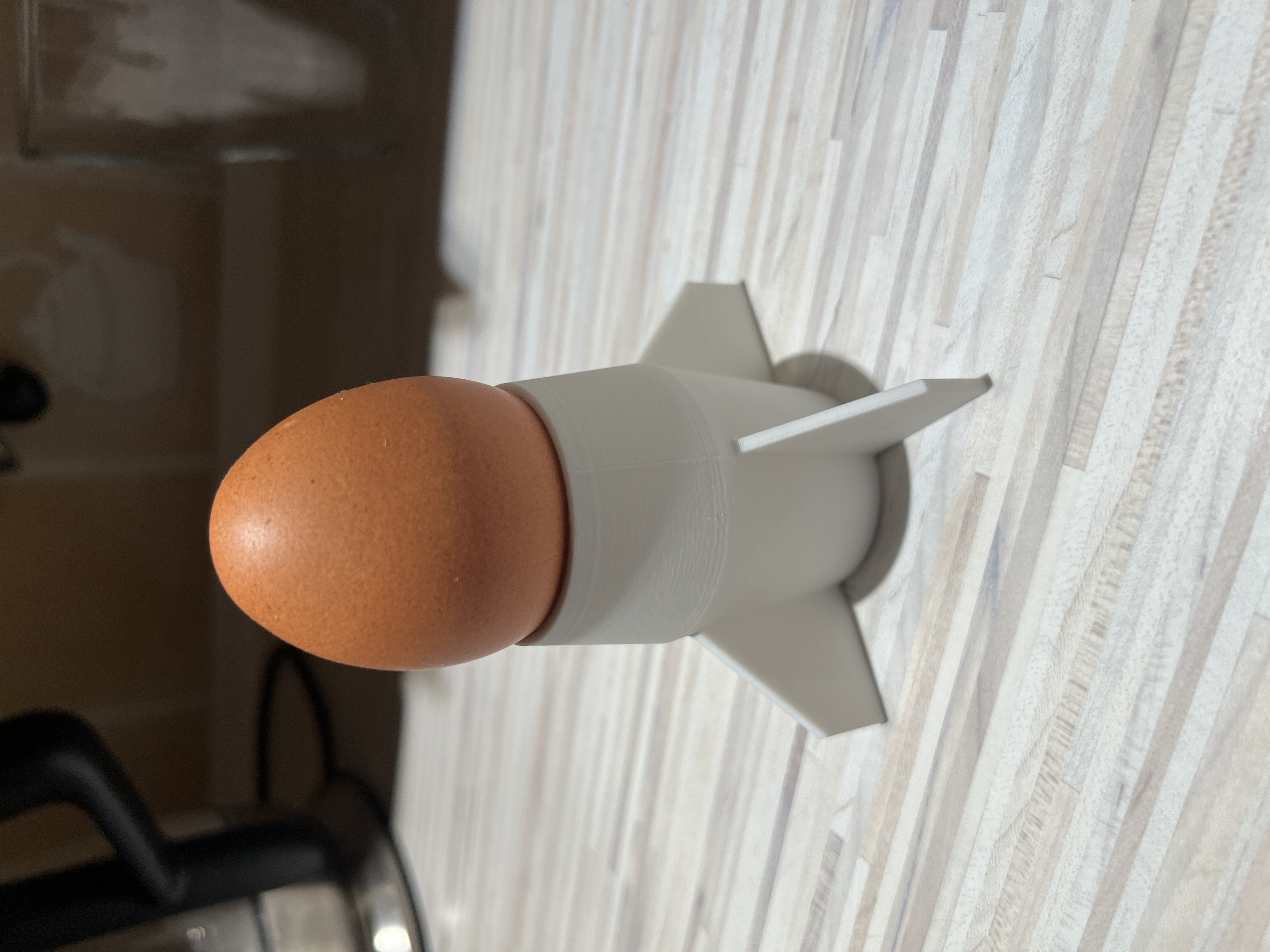 Egg hodler ROCKET