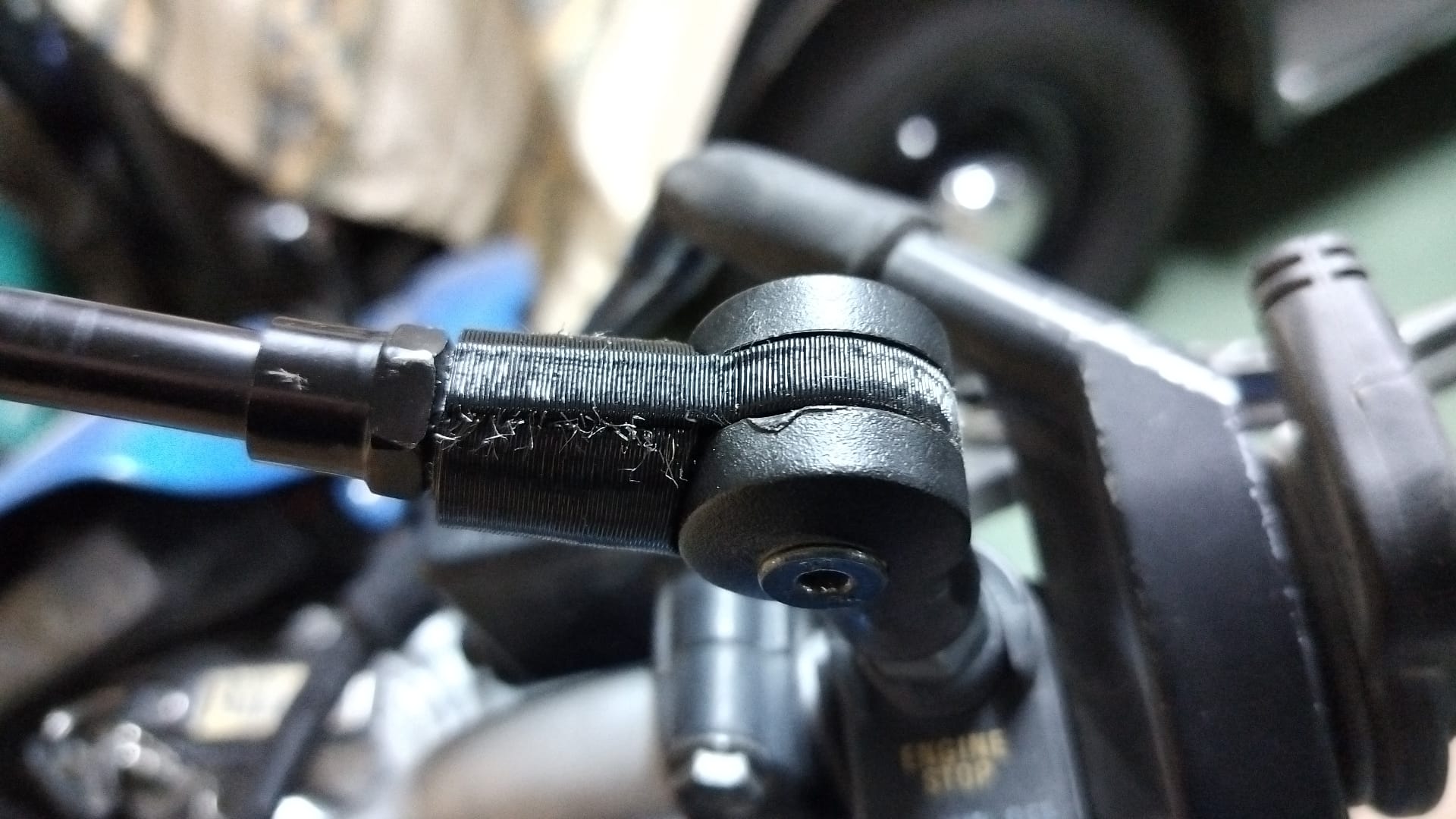 Foldable mirror pivot arm. — thumbnail 2