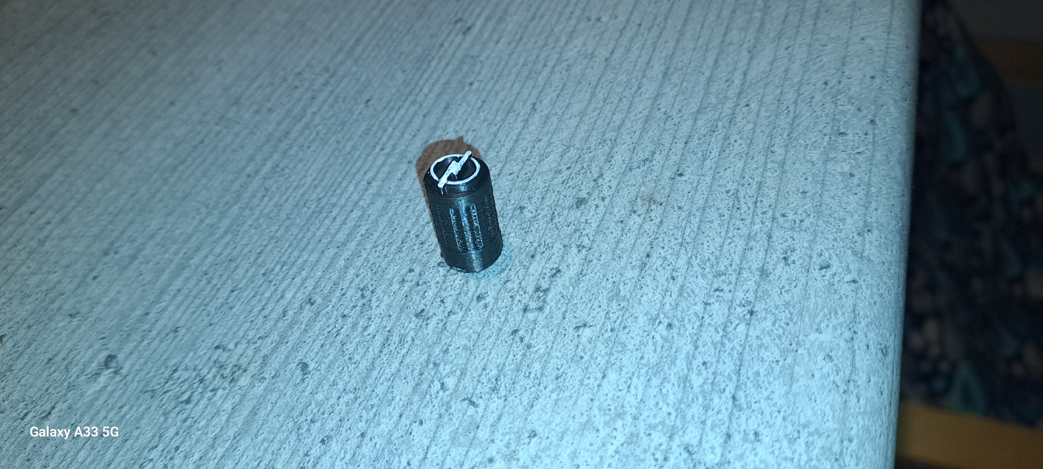 opel szelepsapka