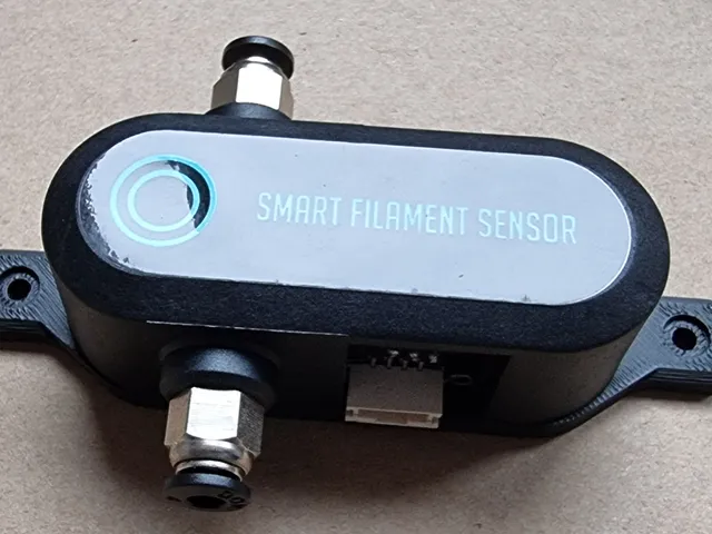 Slim BTT filament sensor mount, replaces backplate
