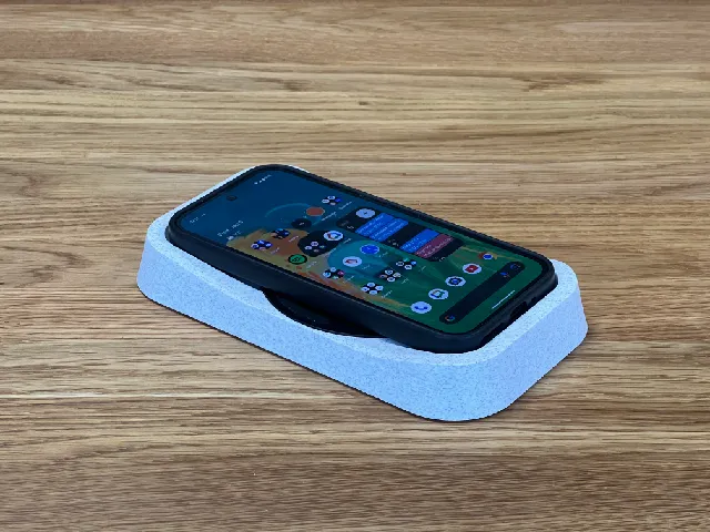 Belkin Wireless Charging Pad 15W cradle for Pixel 9 Pro with case