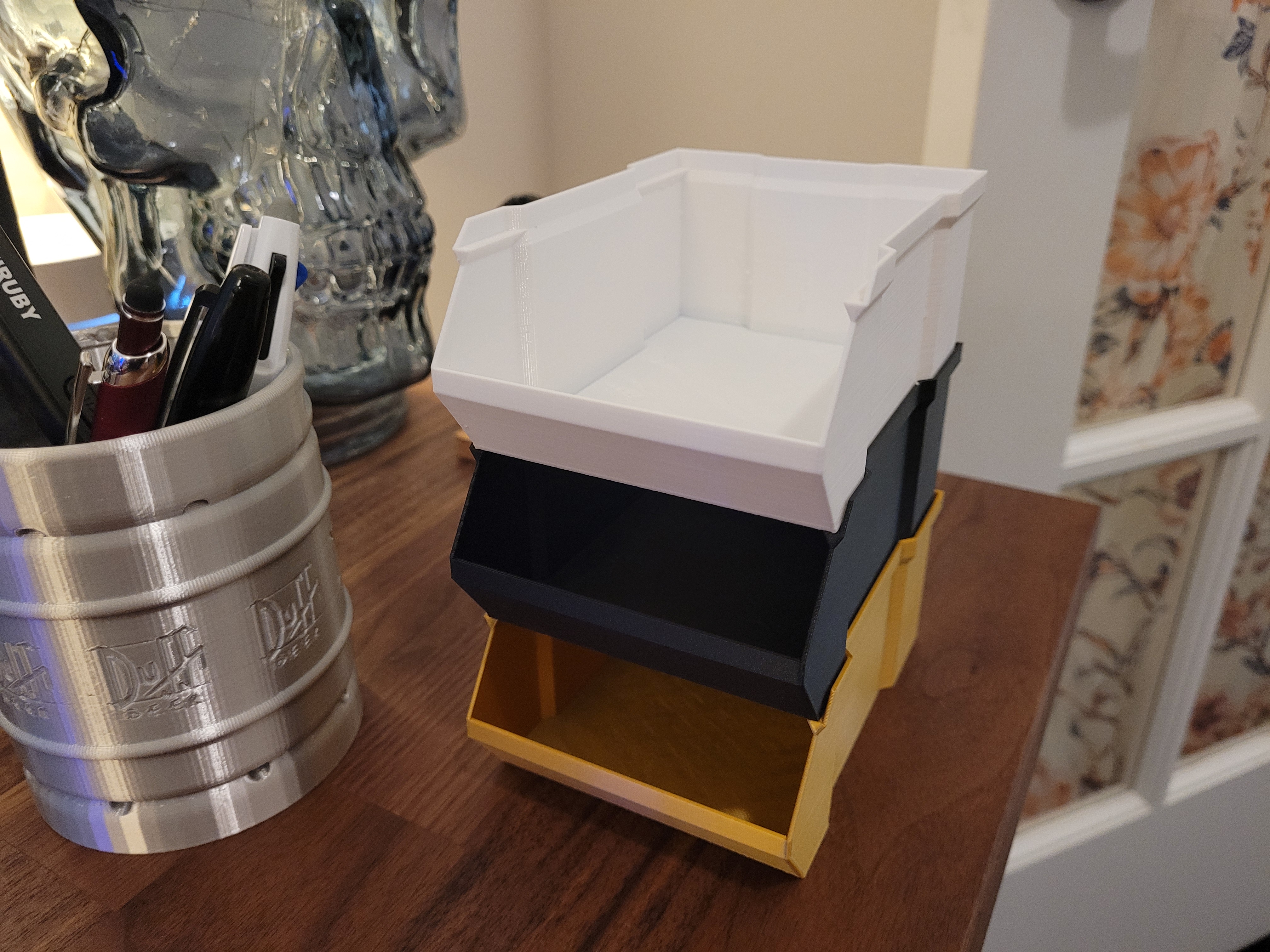 Simple stackable box without dividers with back support 3D model thumbnail