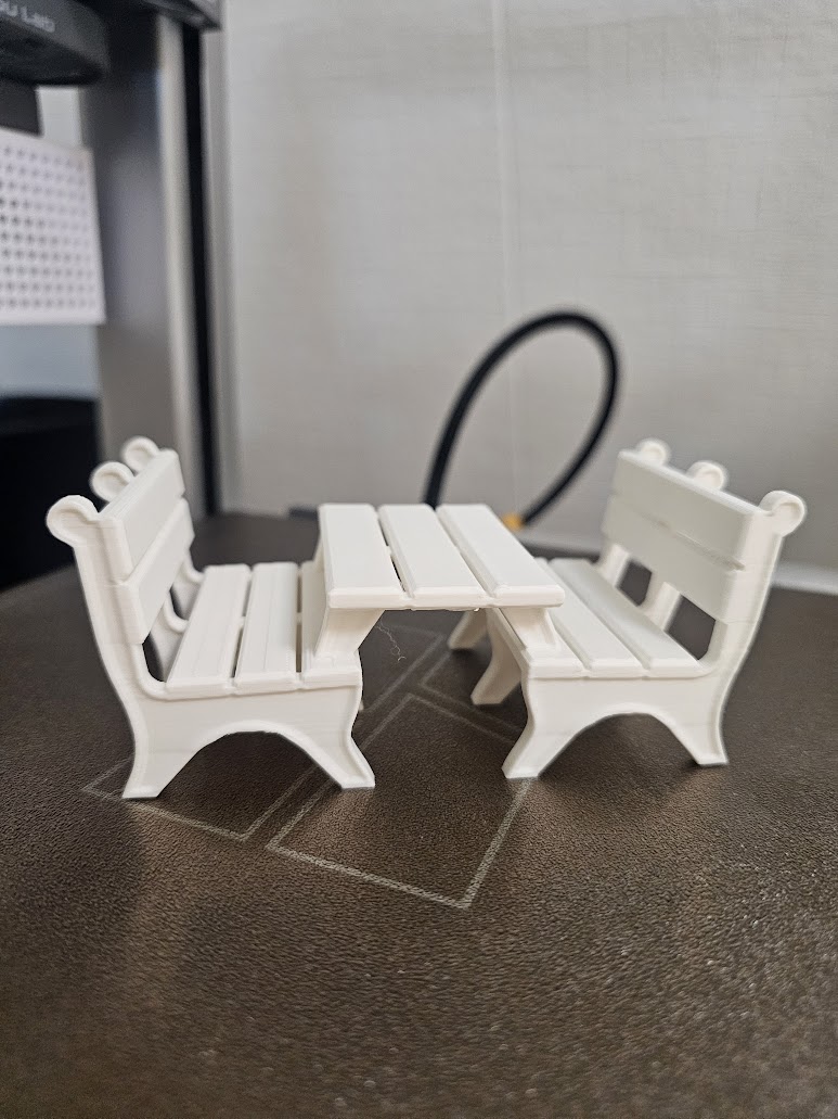 Boaty With a table (picnic table)