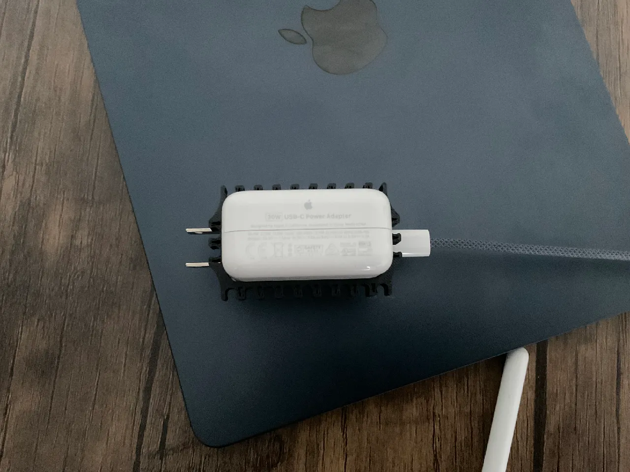 Power Adapter Cable Organizer for MacBook Air M2 (step, stl) by