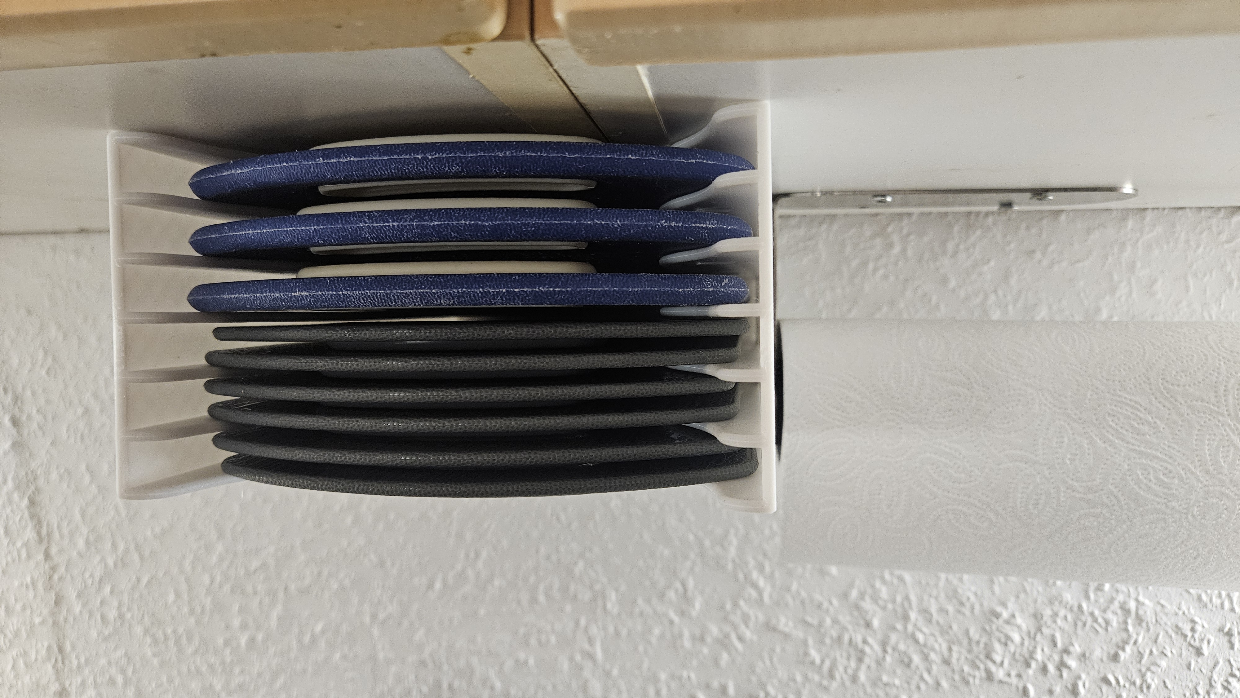 Halter für Schneidebrettchen