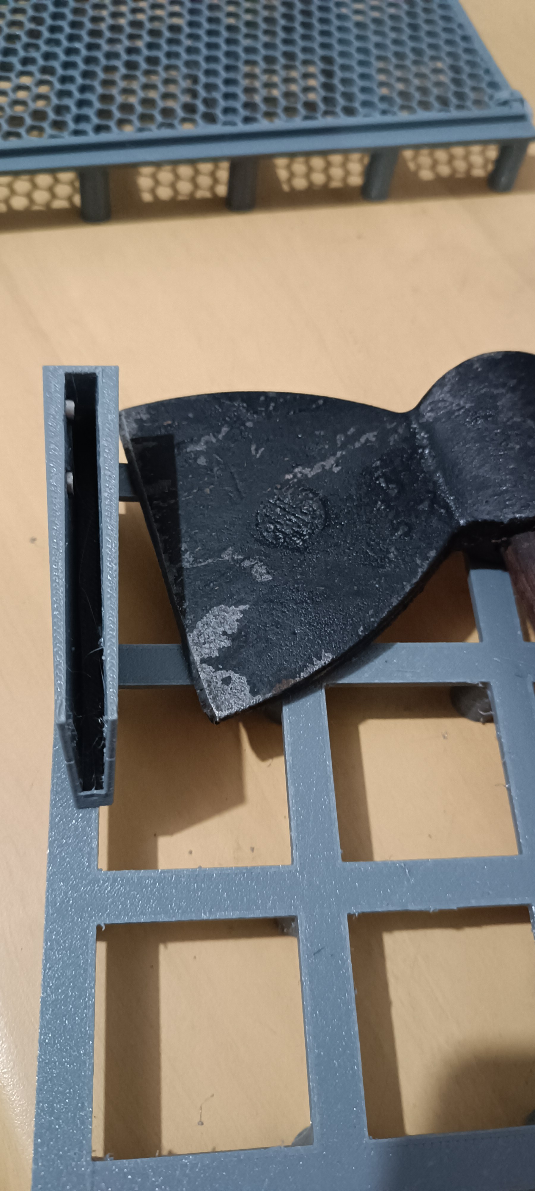 Hatchet Scabbard with Magnets