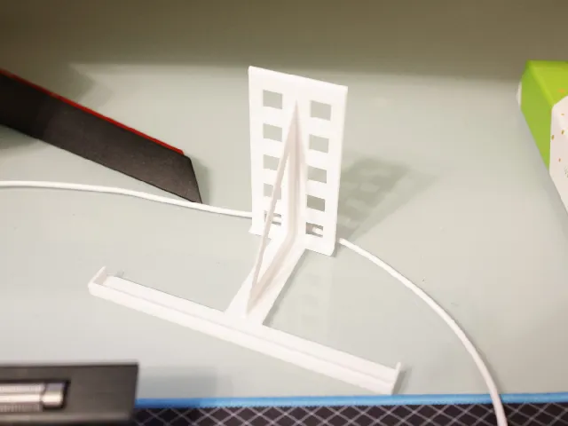 Minimal Galaxy Z Fold 6 desk stand