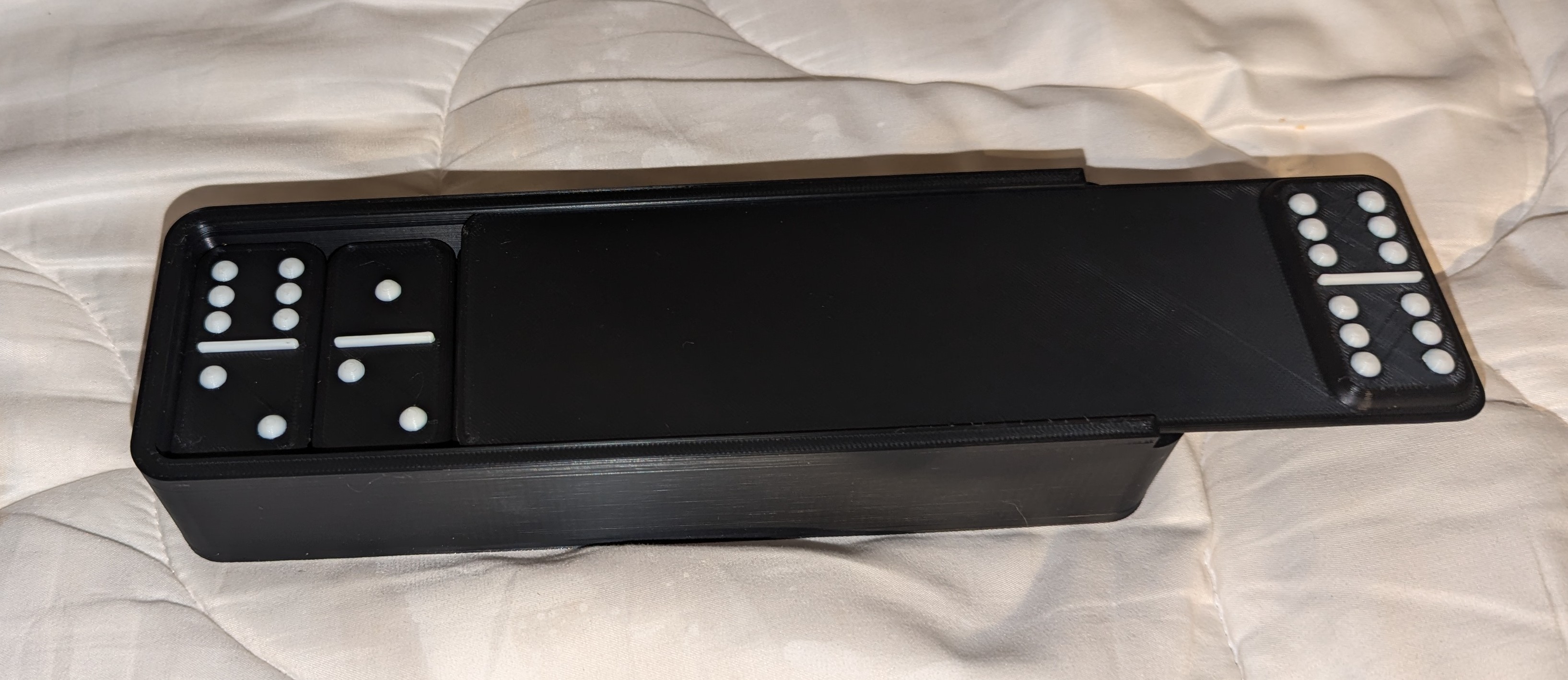 Domino game set, box and lid