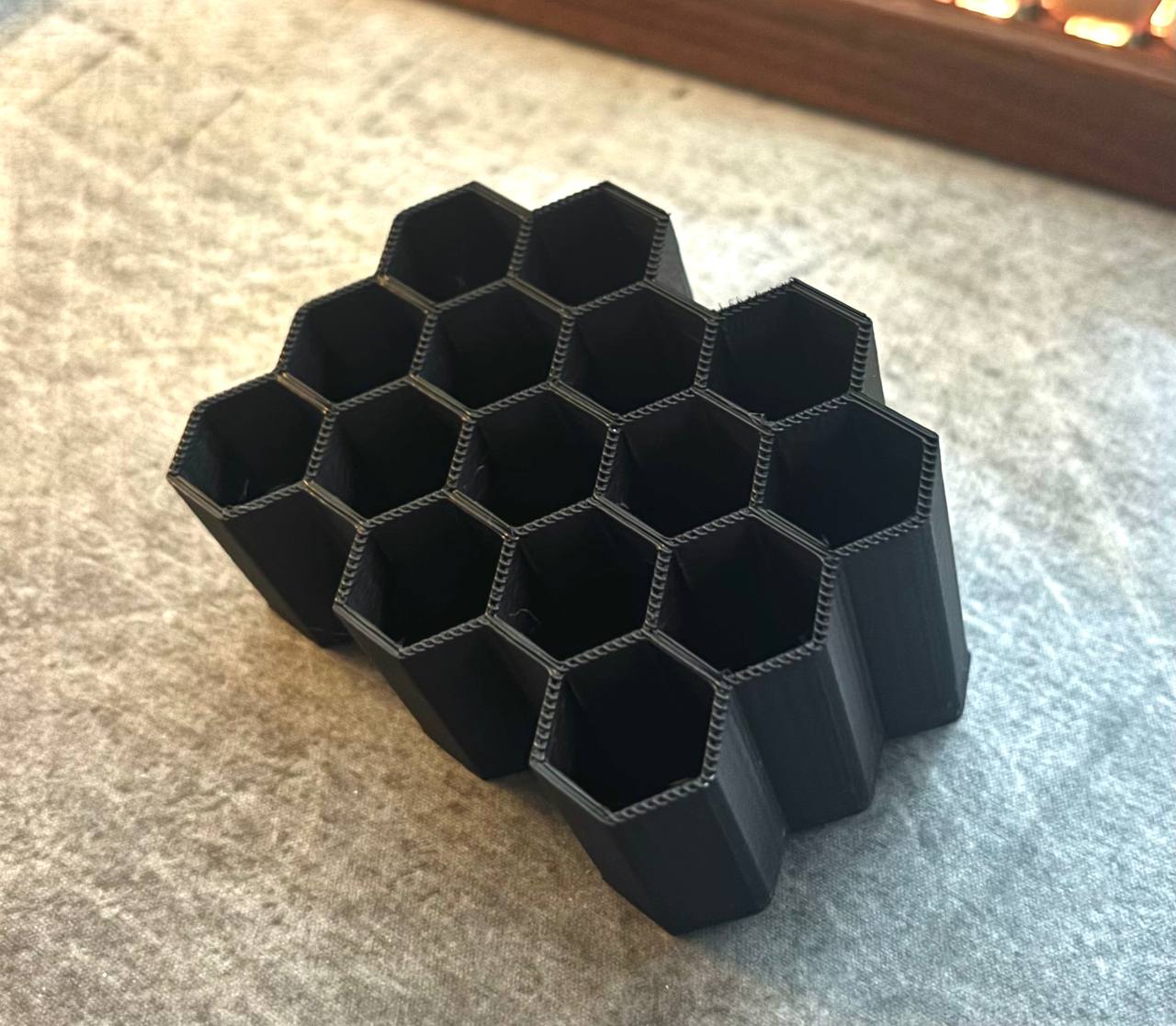 Expandable hexagonal marker and pen rack/holder, multiple sizes
