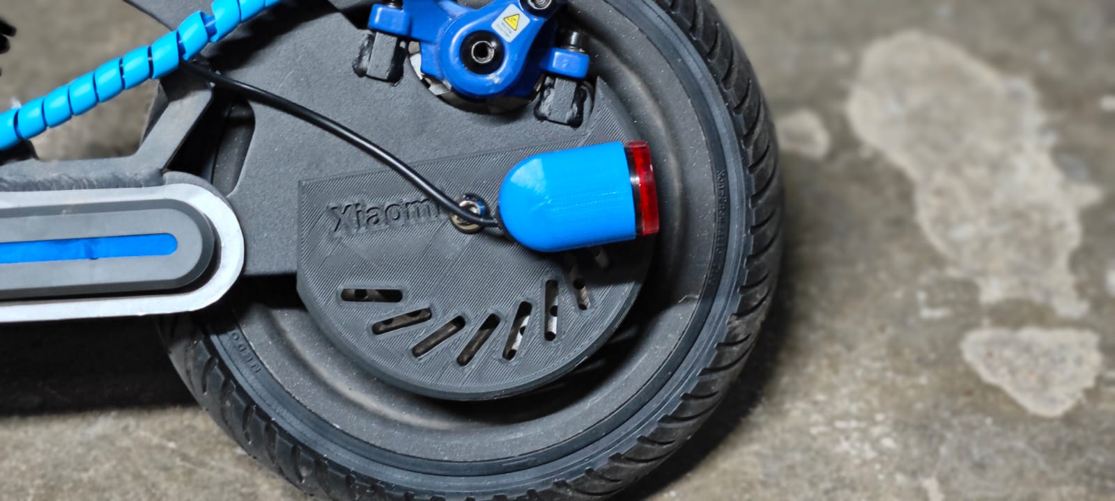 Brake disc protector with integrated light XIAOMI M365 ULIP