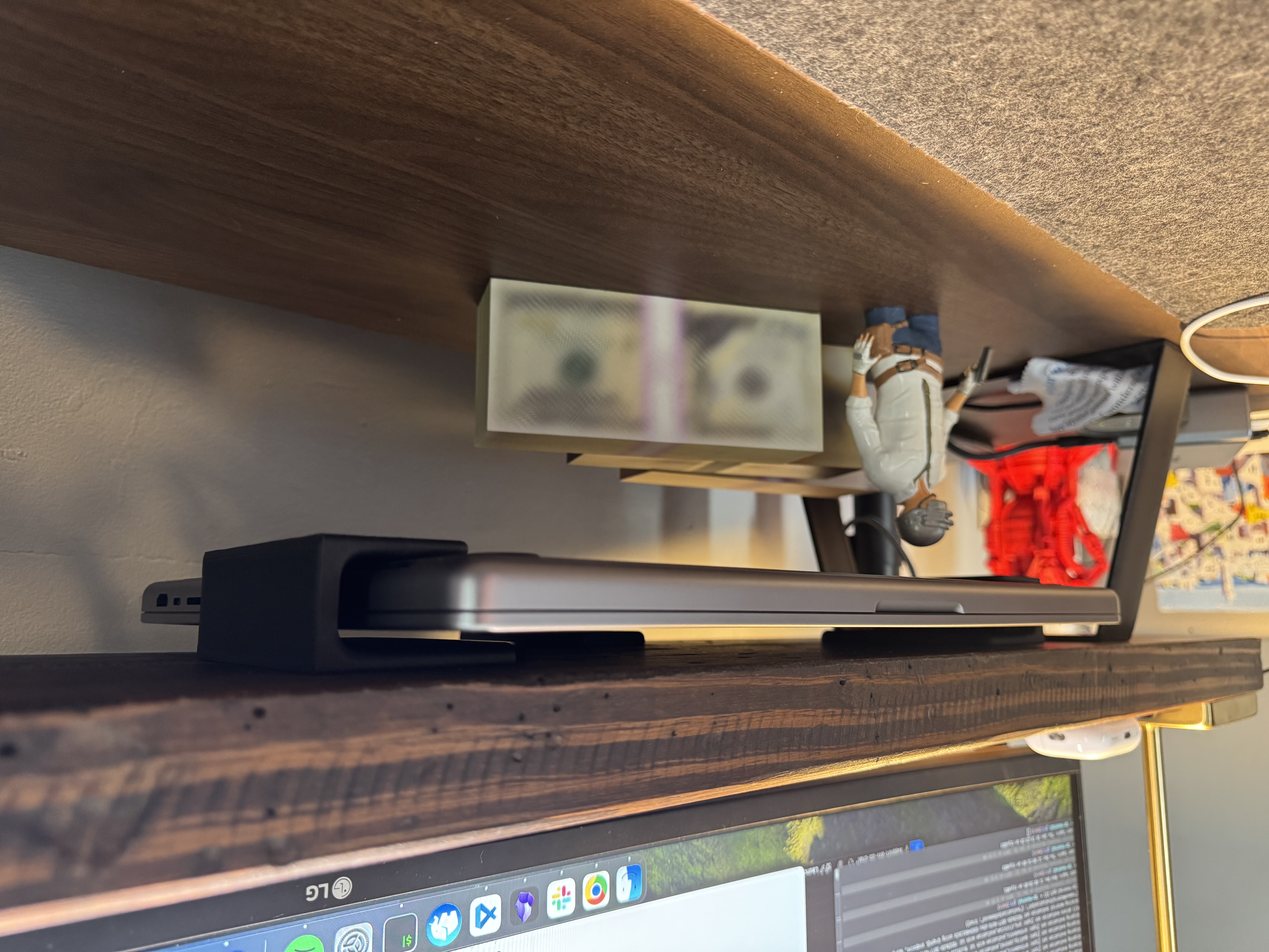 Macbook Pro Under Desk Shelf