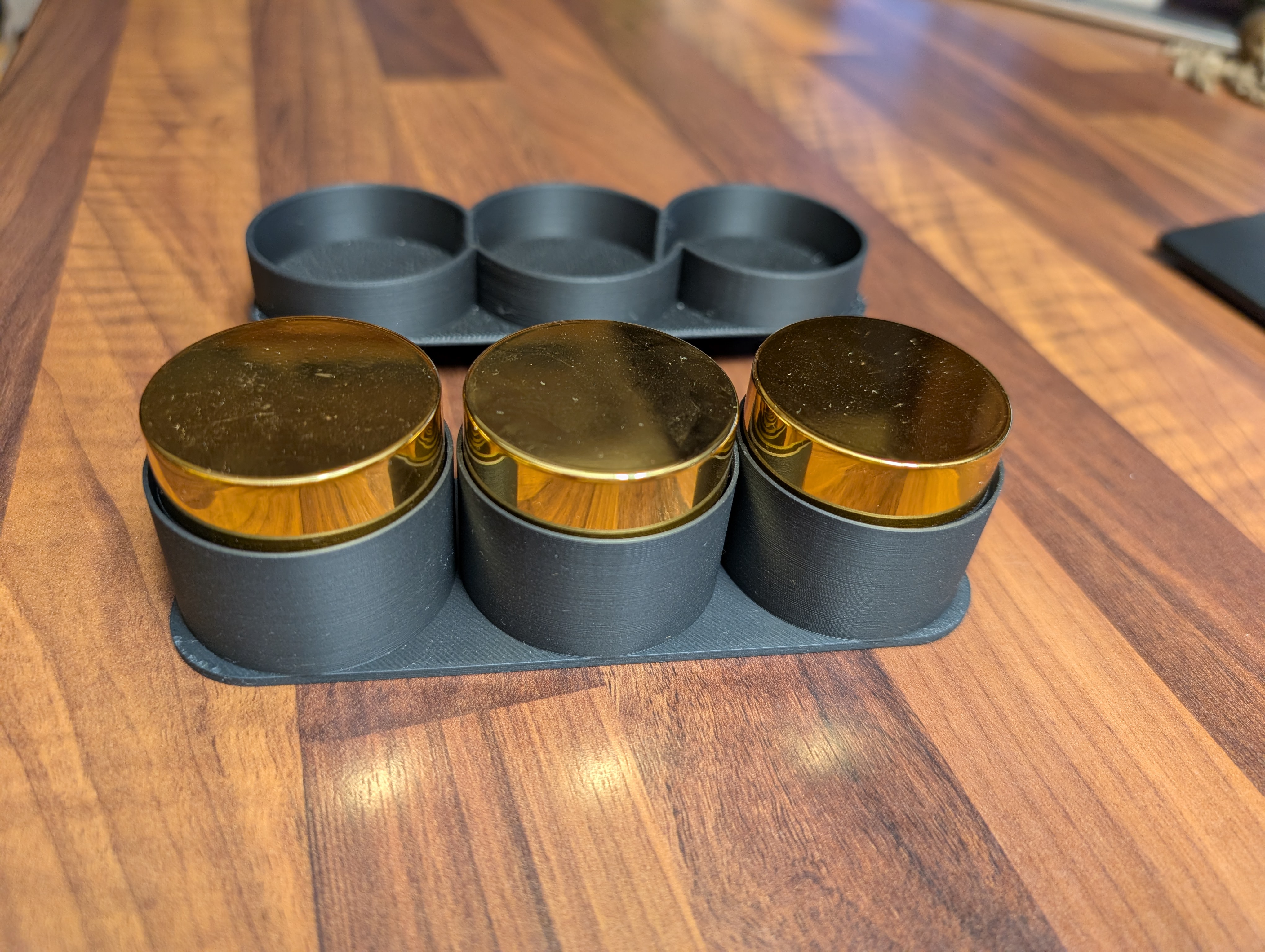 Doonails storage box