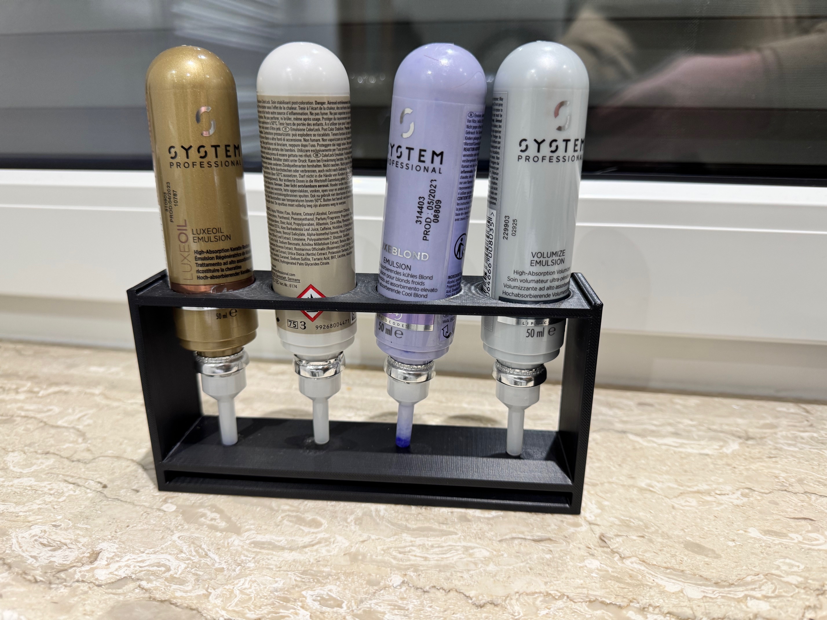 Display Wella Emulsion Holder
