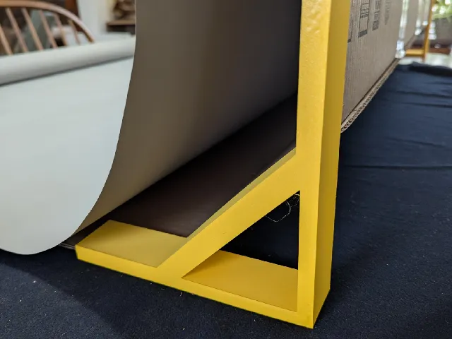 Vertical Support for Cardboard