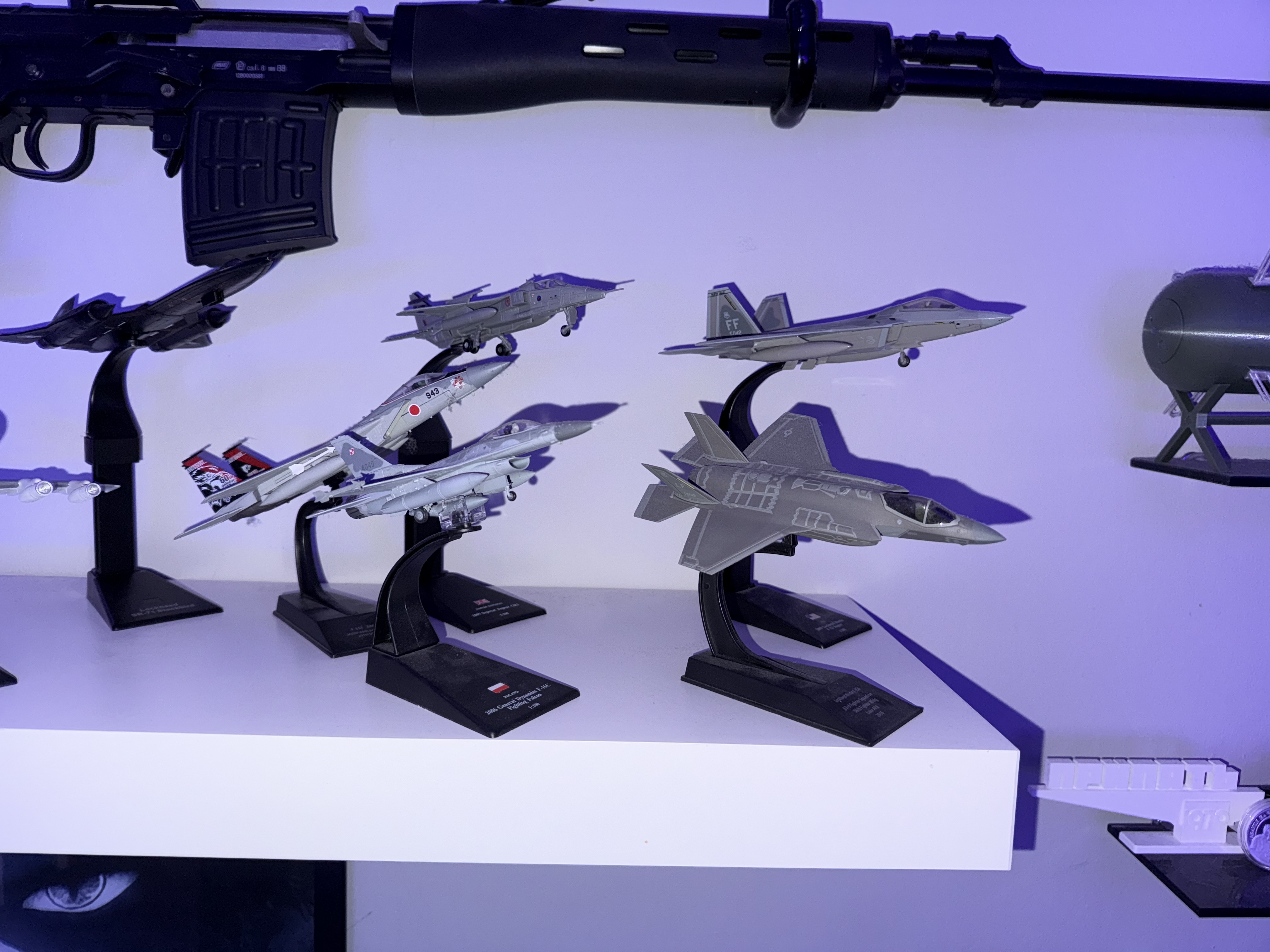 Model Stand Riser/Extension