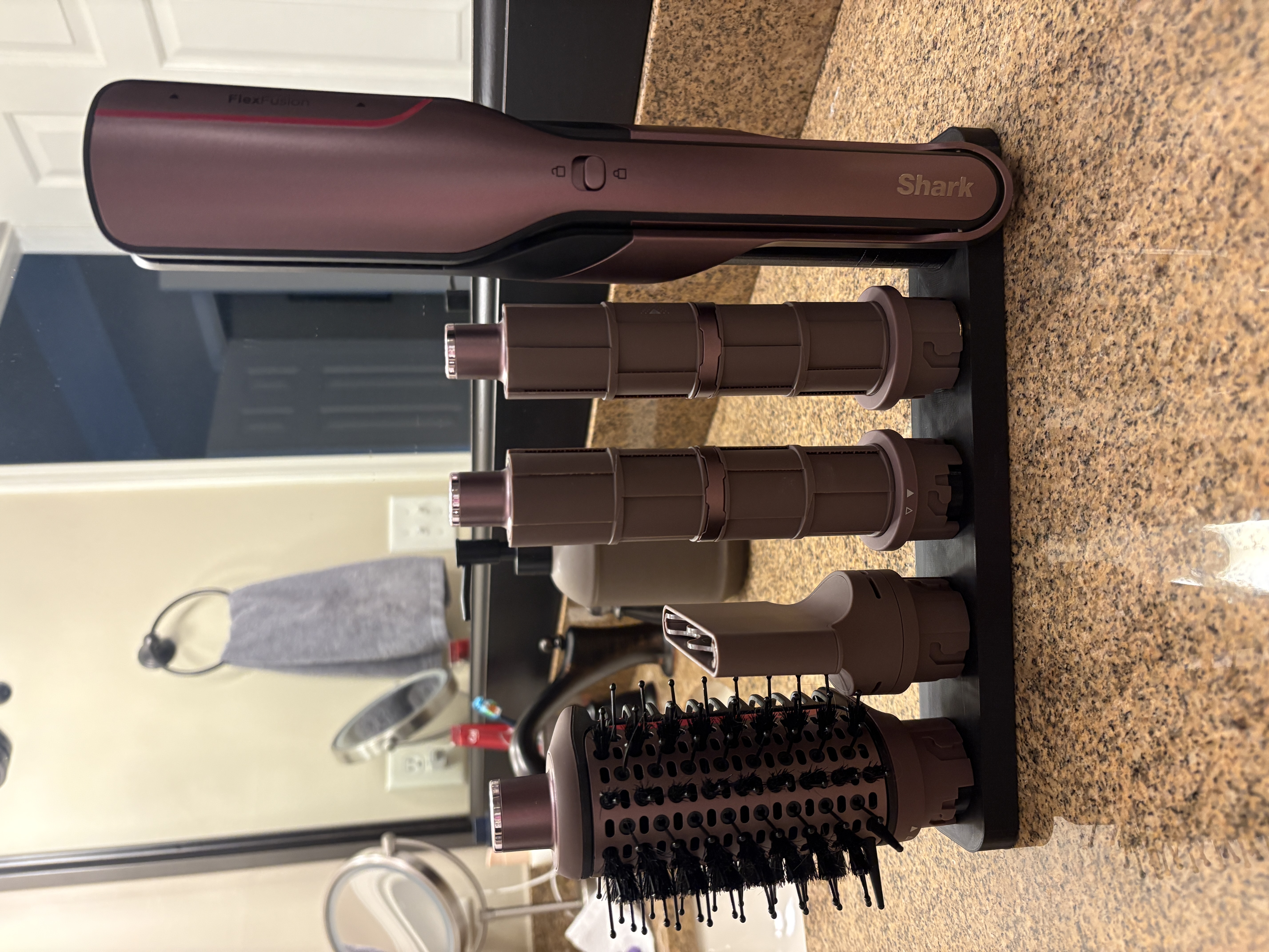 Shark Flex Fusion: holder for attachments