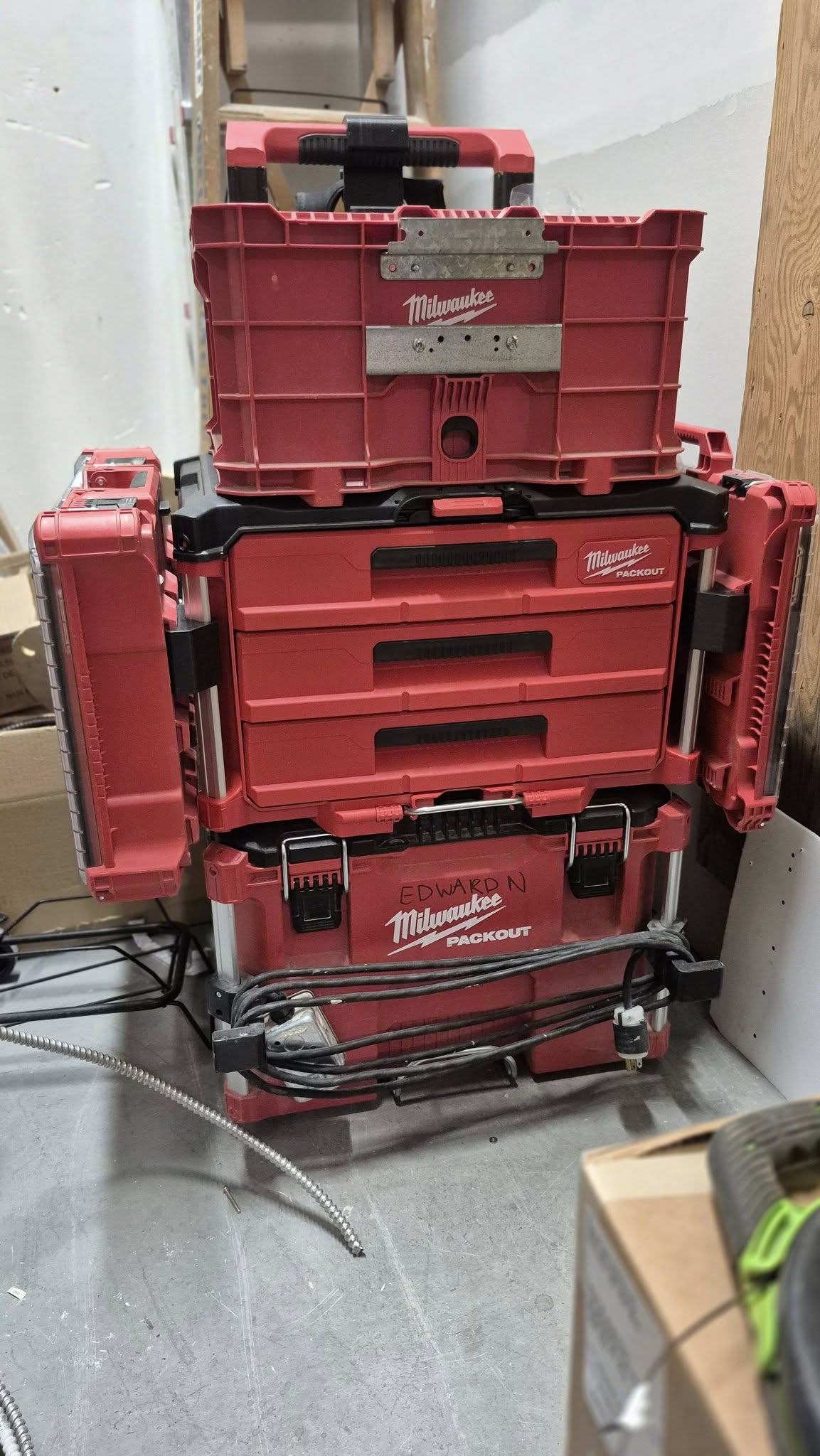 Packout Side Mount Slots with Rail