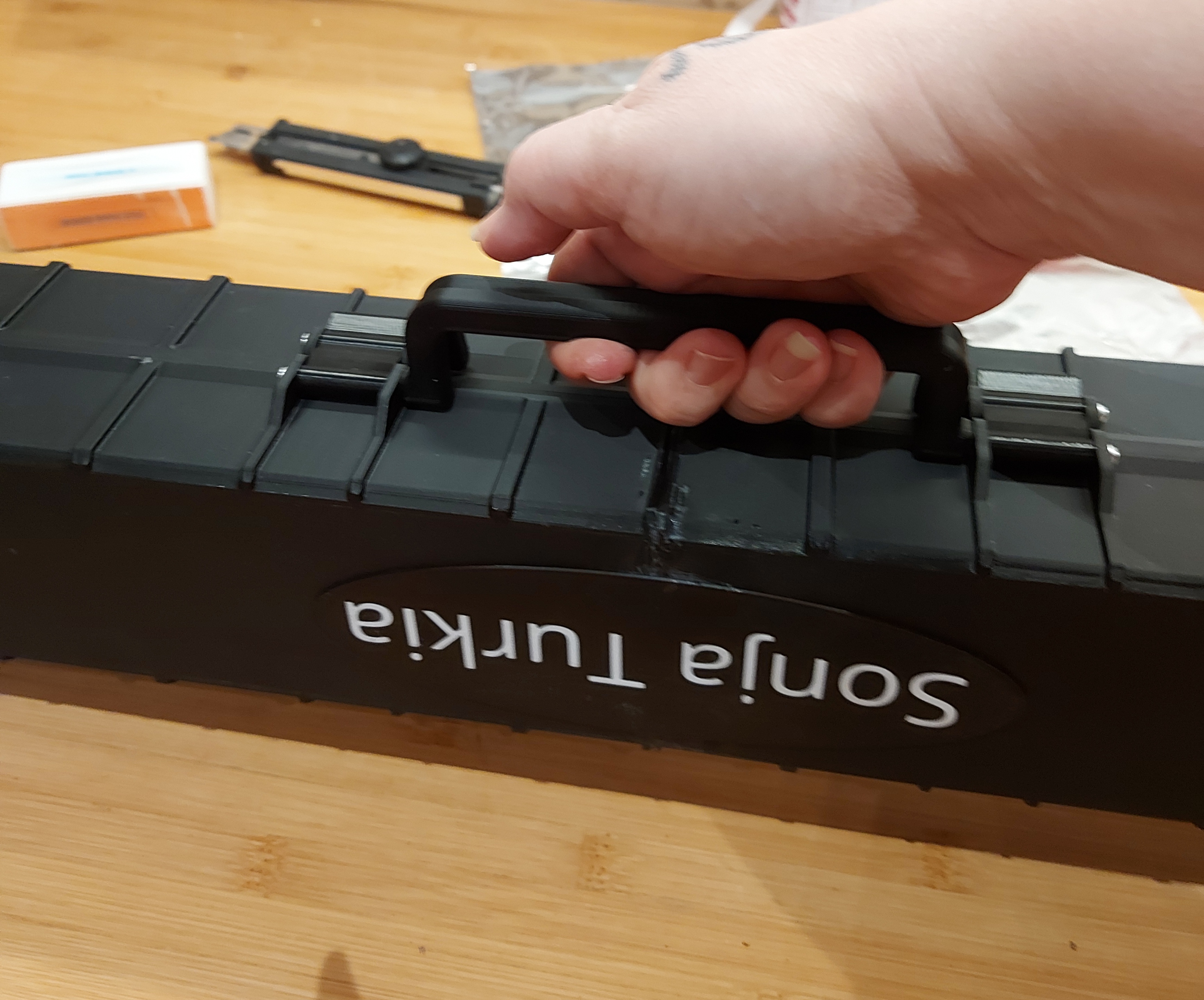 Remix: a handle for my arrow carry case rugged box