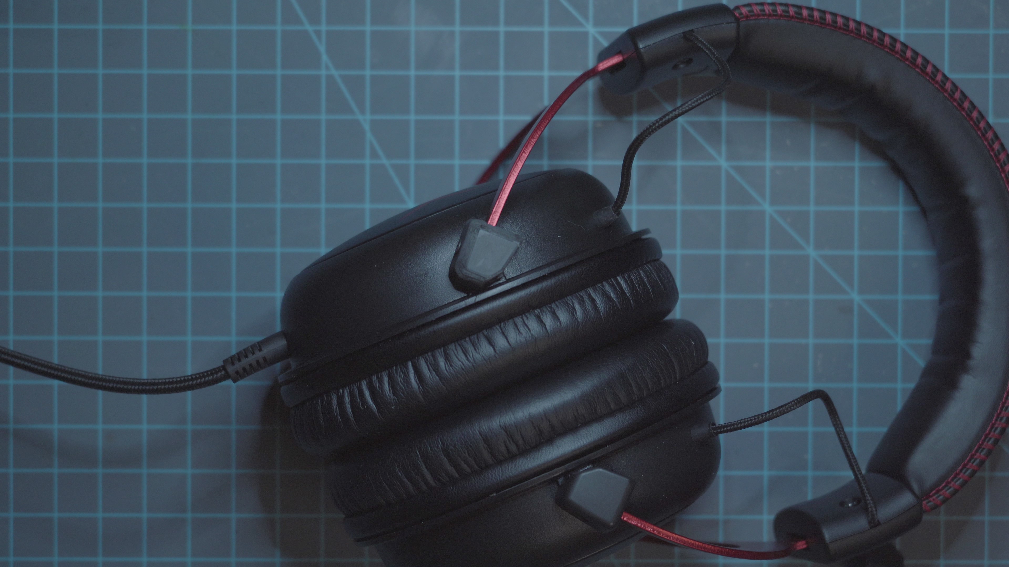HyperX Cloud II Hinge Replacement — thumbnail 3