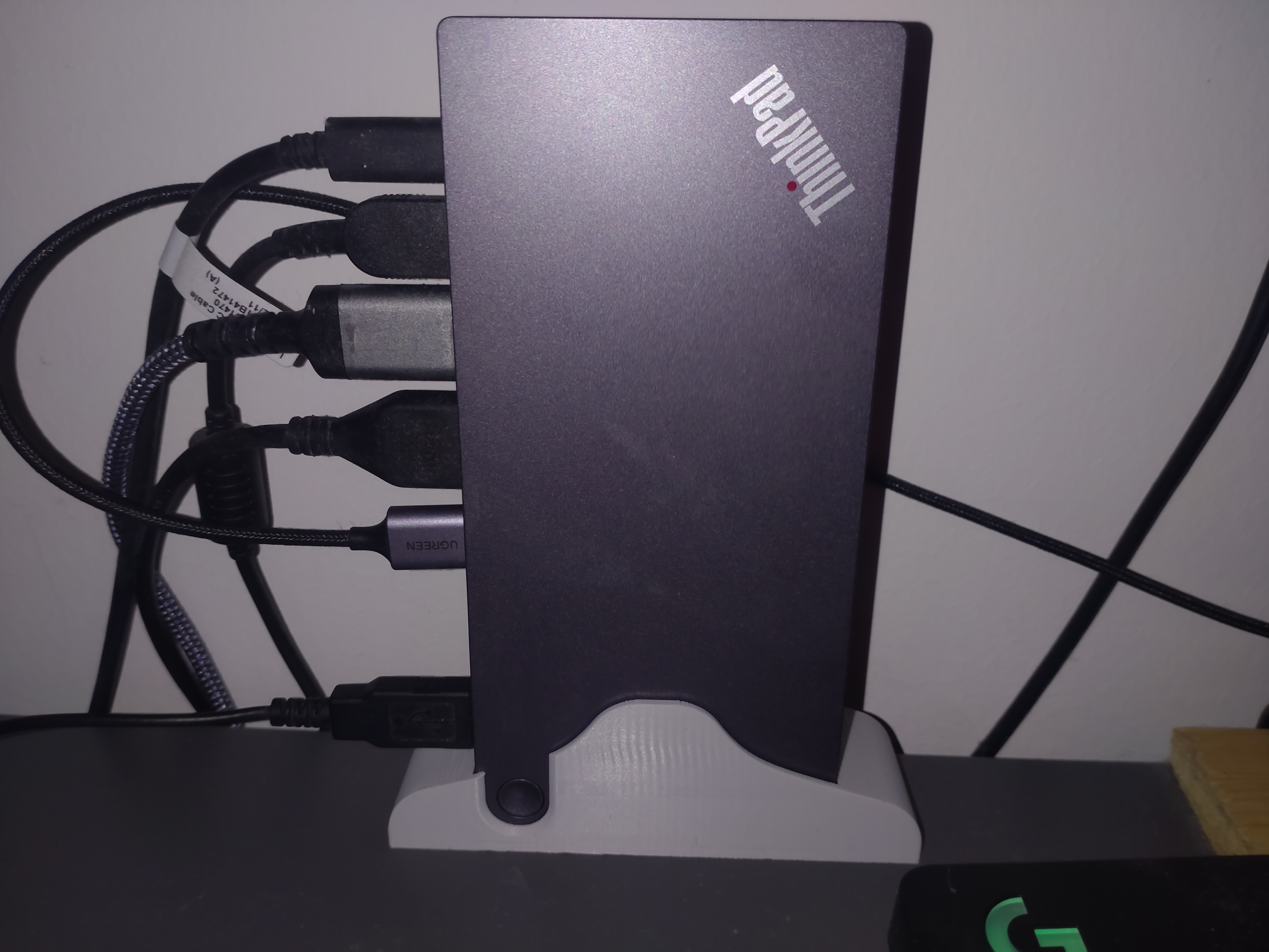 Lenovo ThinkPad USB-C Dockingstation stand