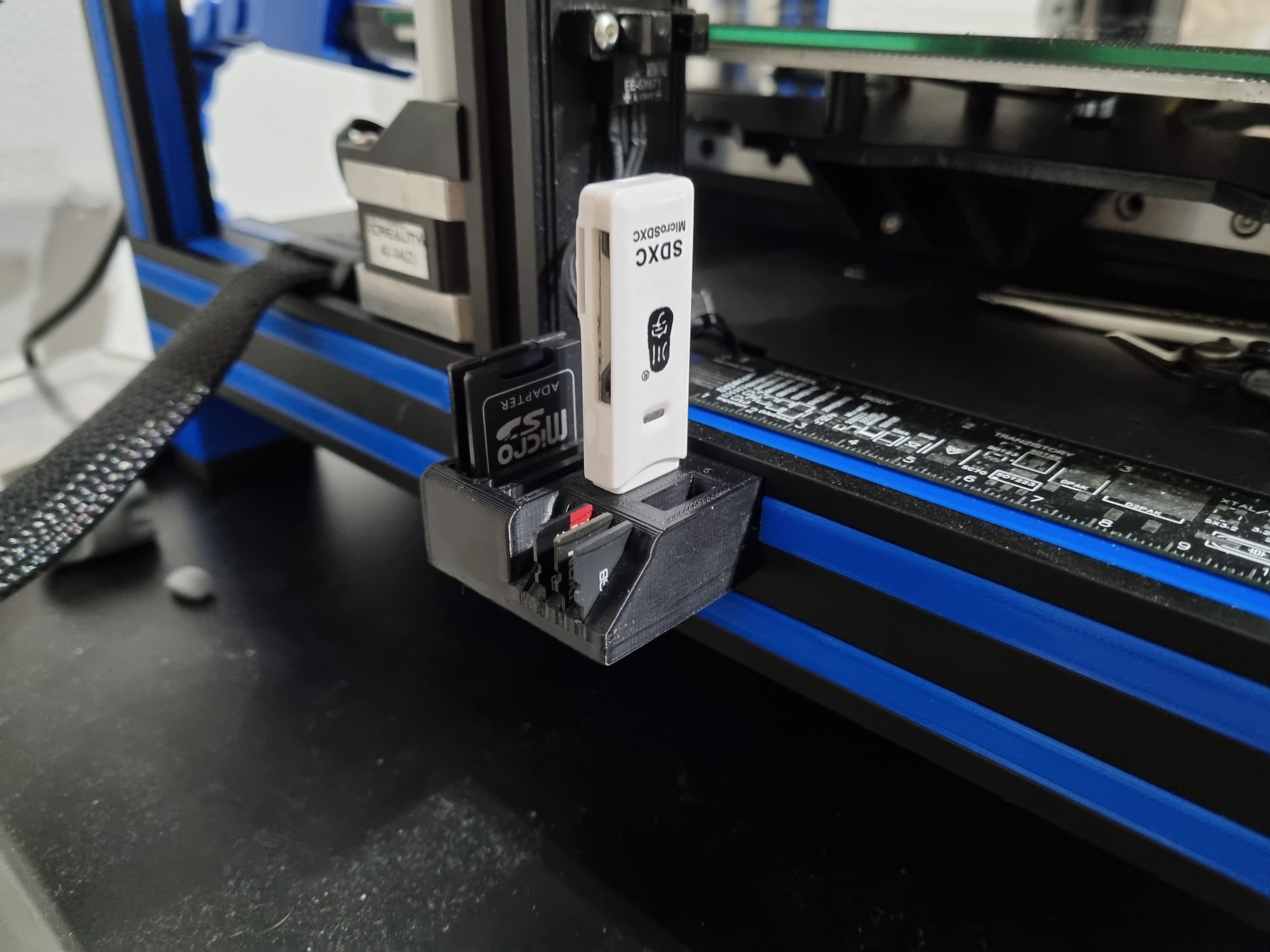 USB card holder