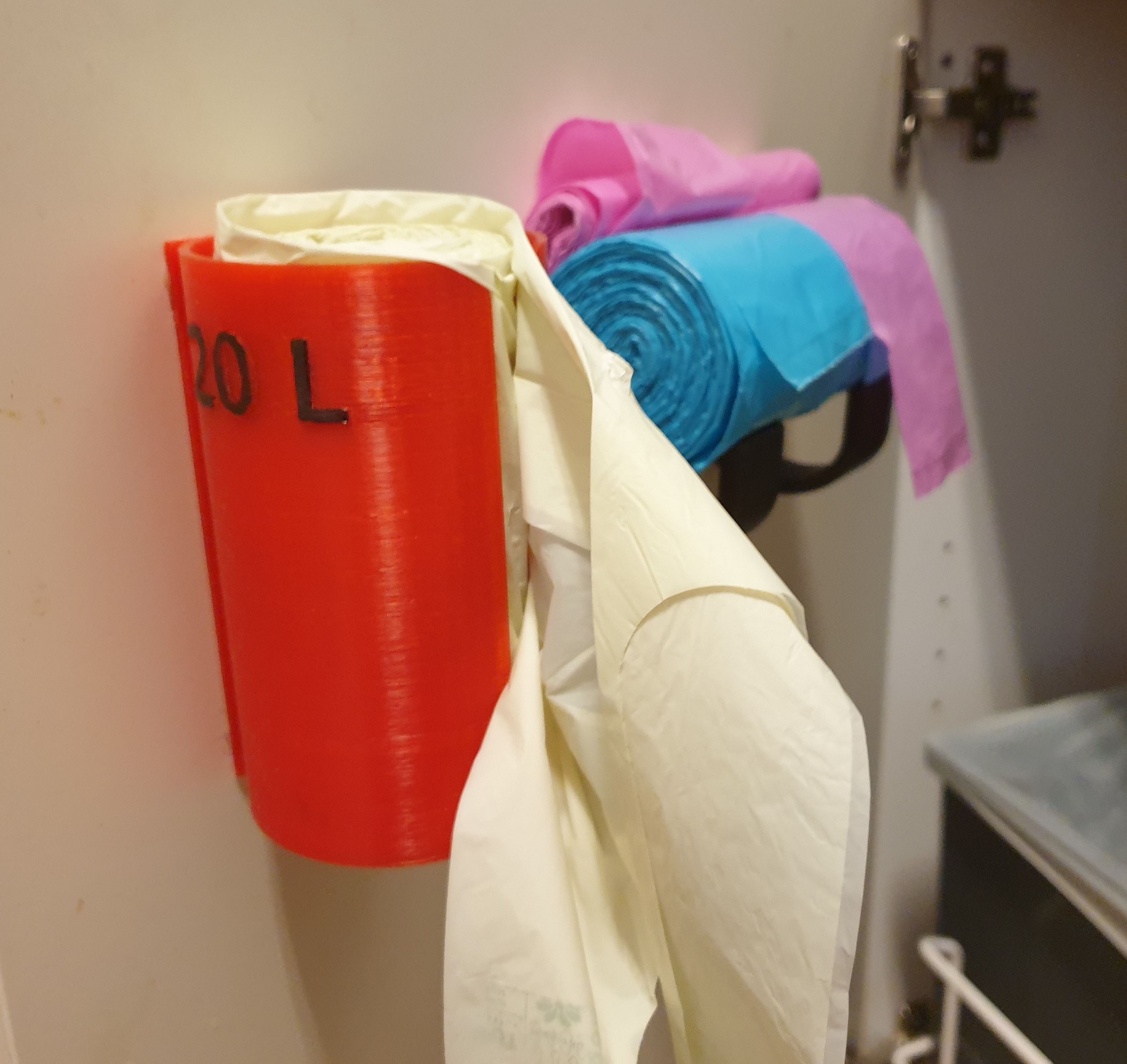 Biowaste bag dispenser