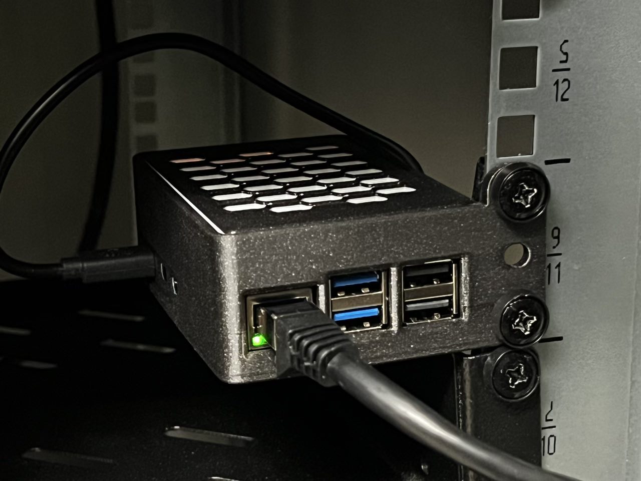 Rack Raspberry Pi 5 case