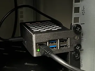 Rack Raspberry Pi 5 case