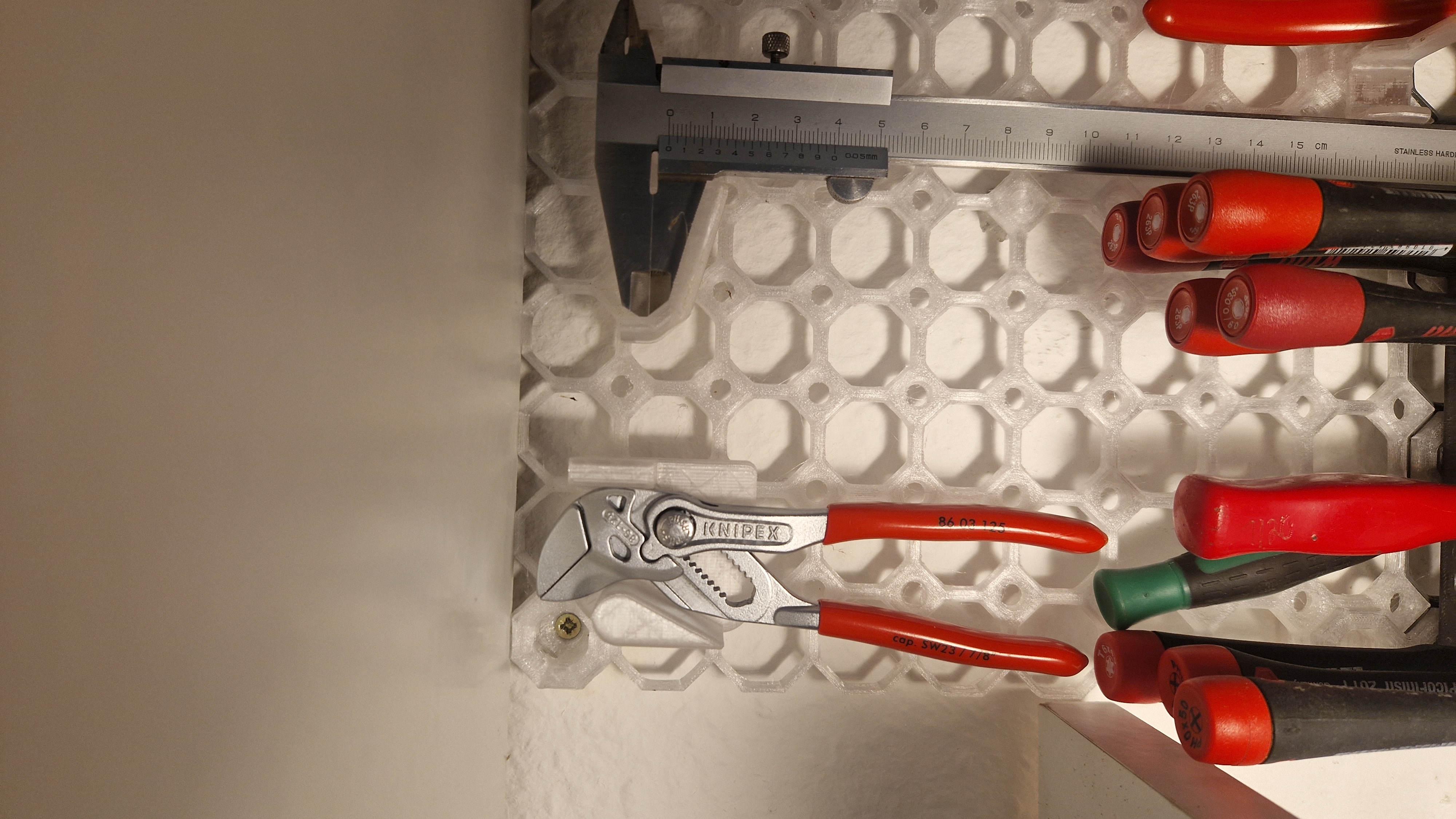 Multiboard Knipex Cobra Holder Onshape / Parametric