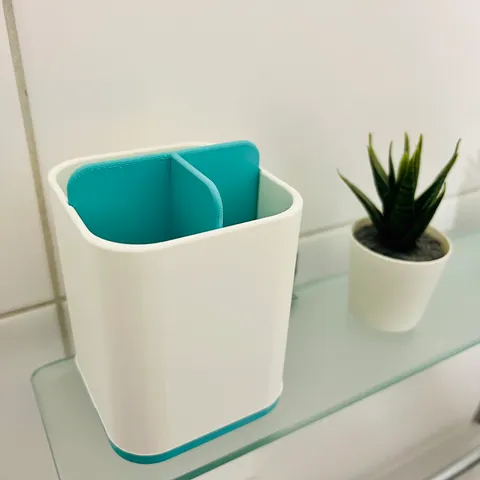 Joseph Joseph Style Toothbrush Holder