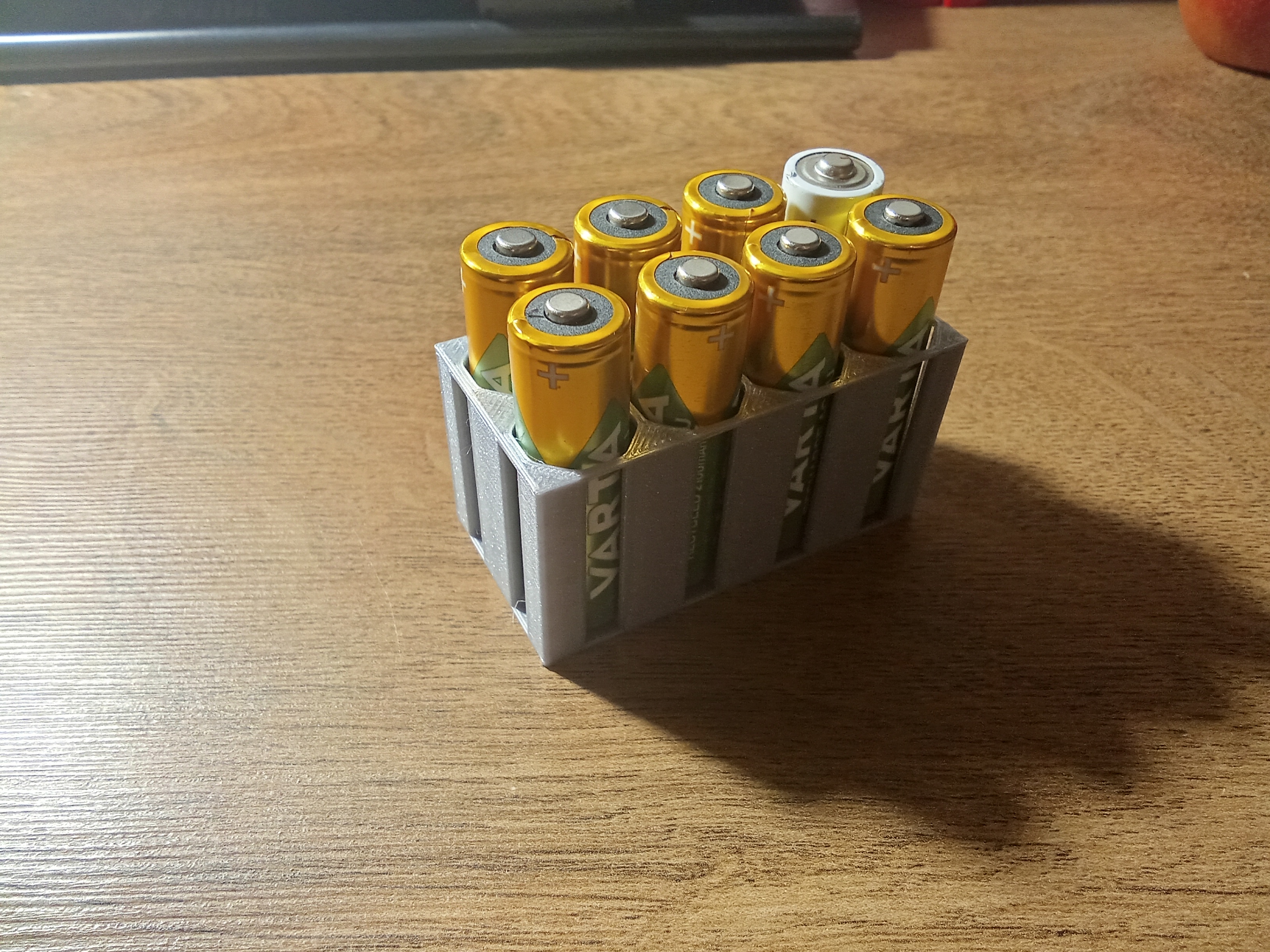 Stojan na Baterie AA / Box for AA batteries