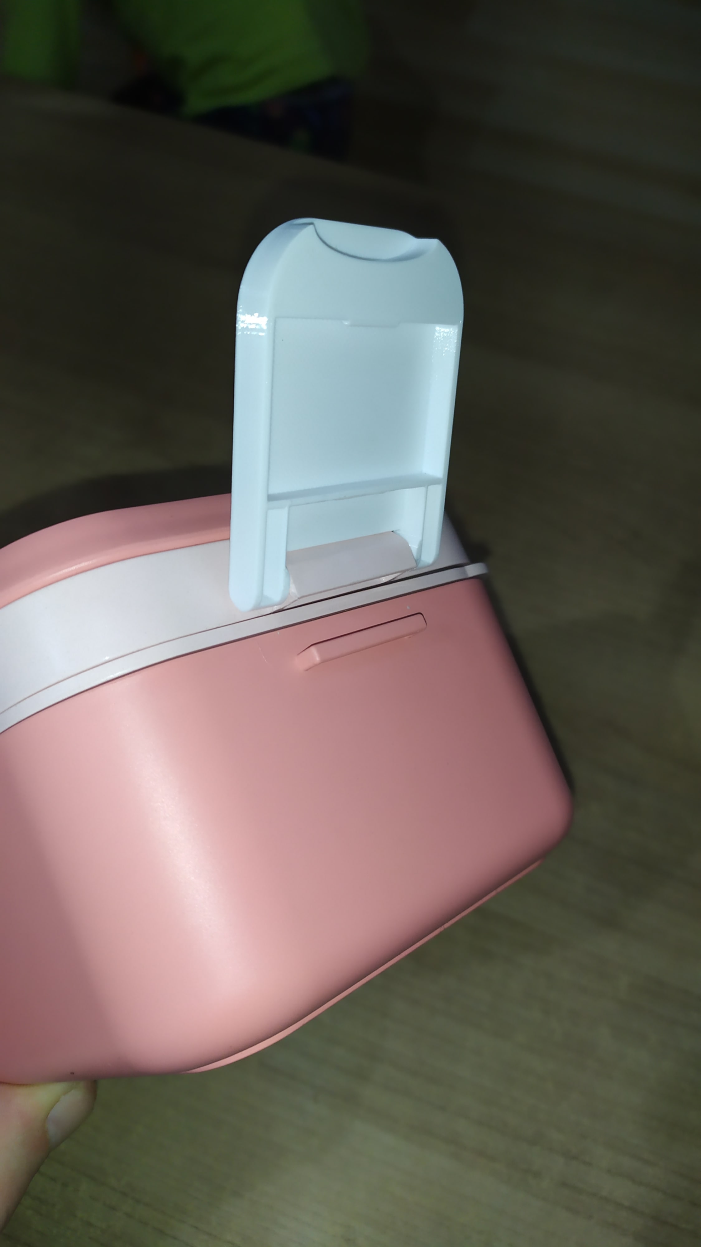 Miniatura 5 do modelo 3D Lunch Box clip lock